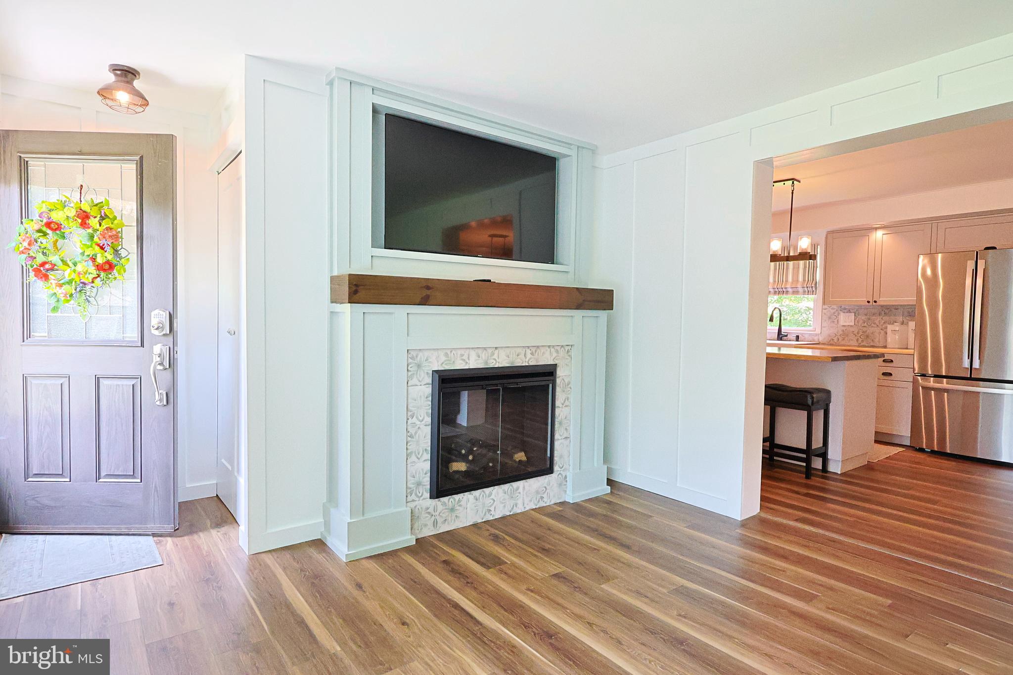 140 LONGSHORE AVENUE