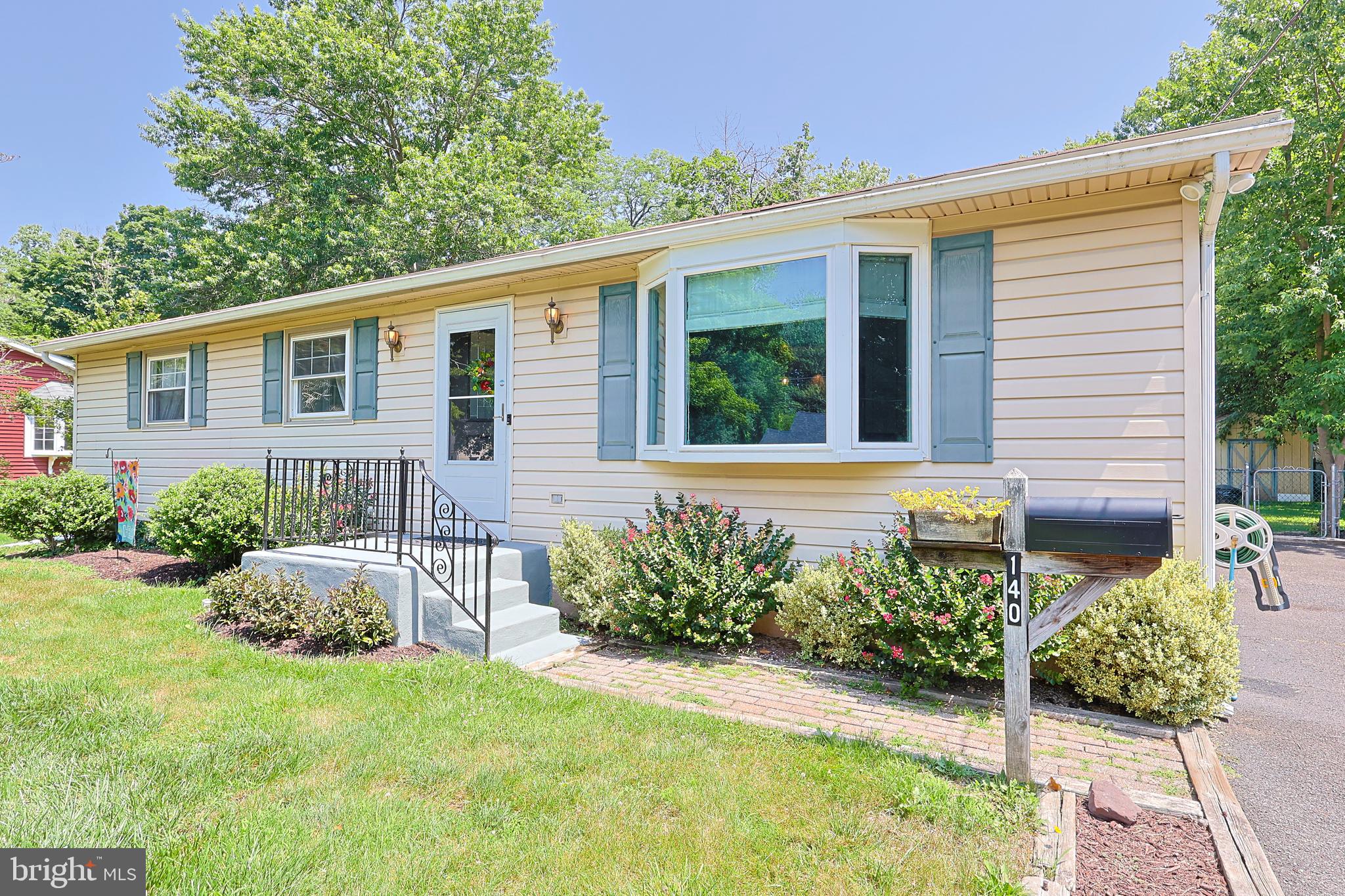 140 LONGSHORE AVENUE