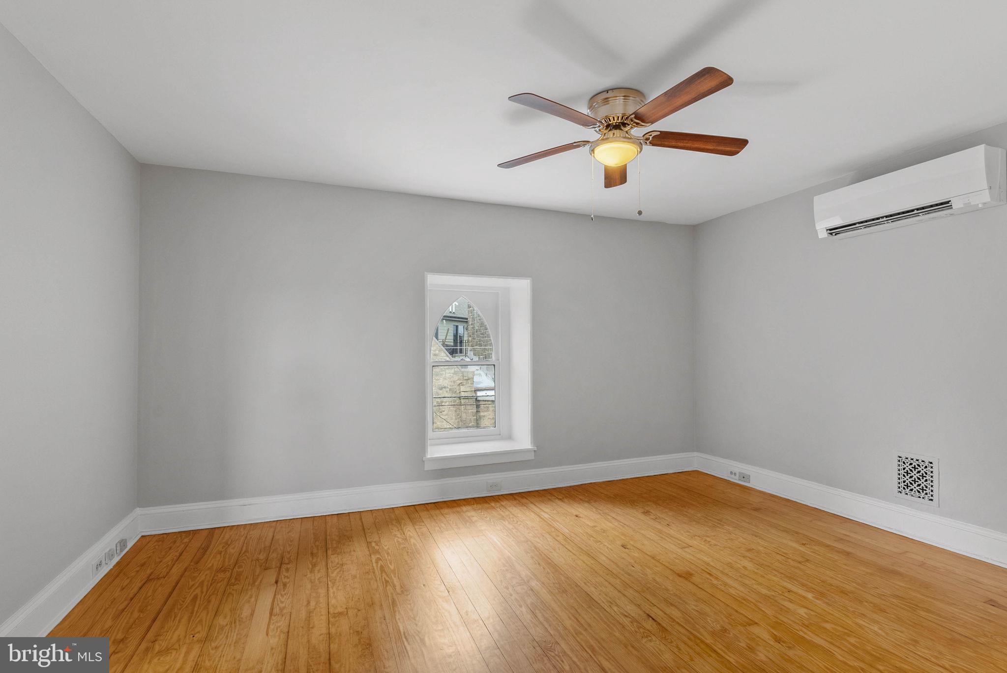 MANAYUNK - Residential