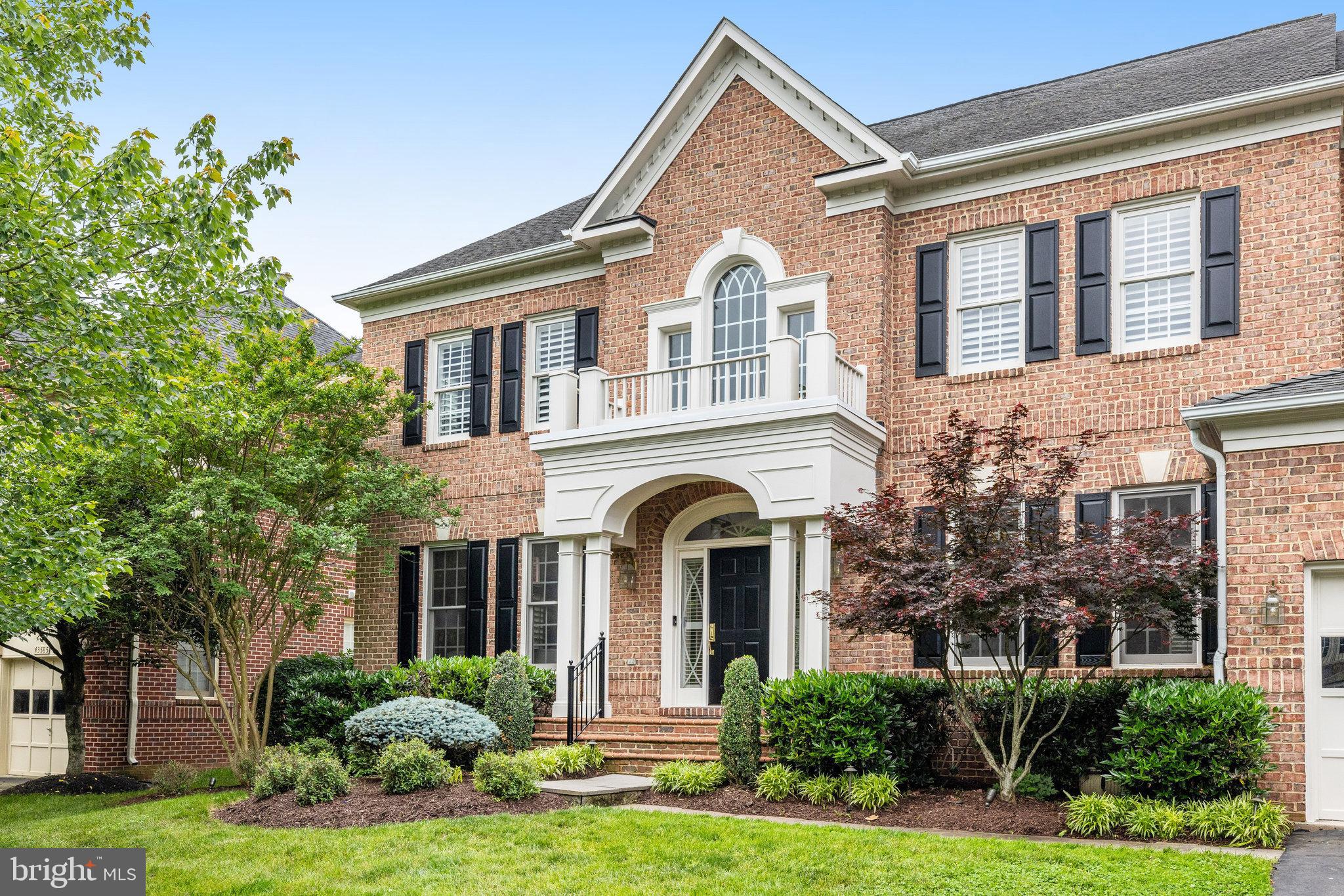 RIVER CREEK - Residential