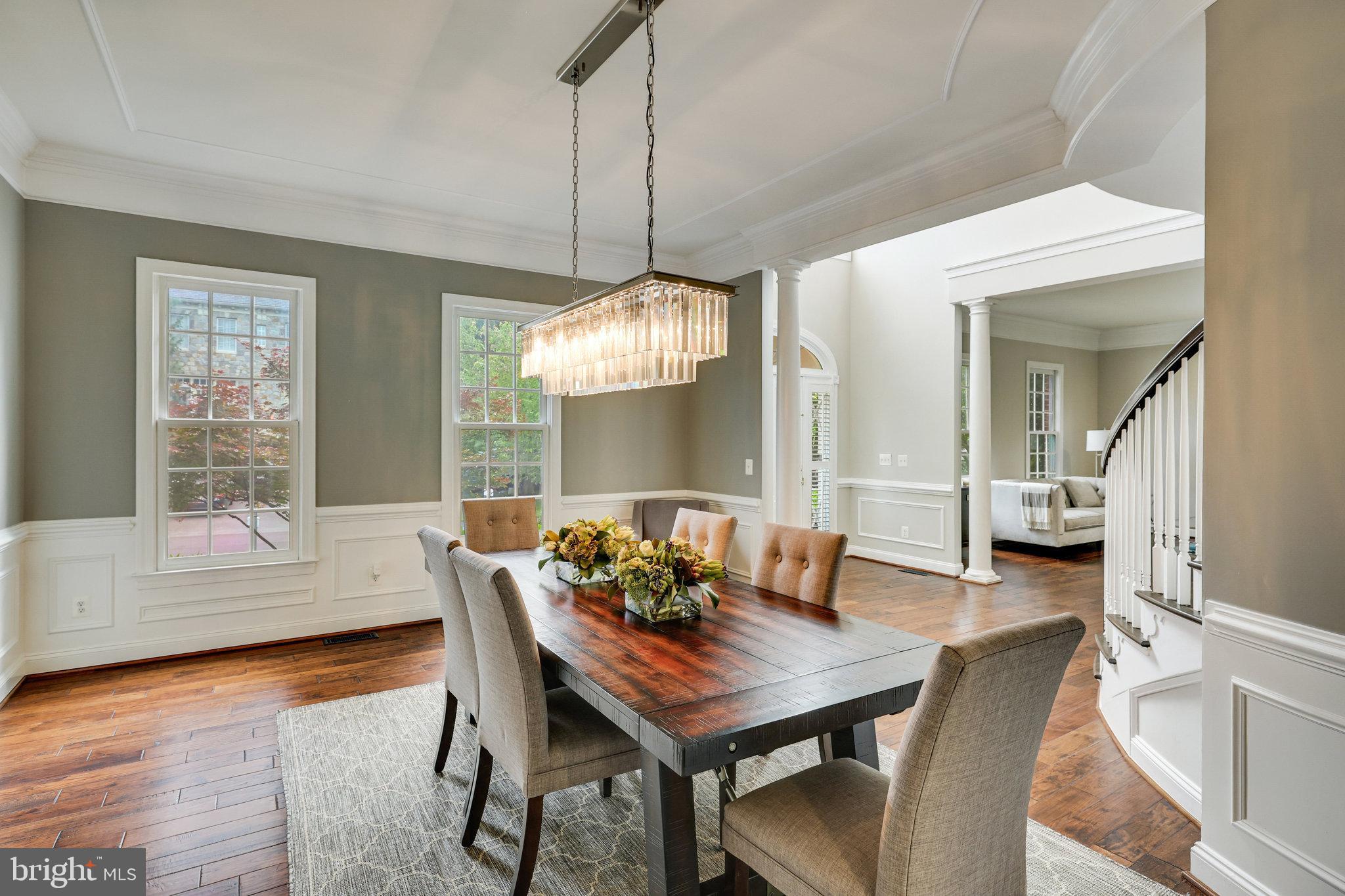 RIVER CREEK - Residential