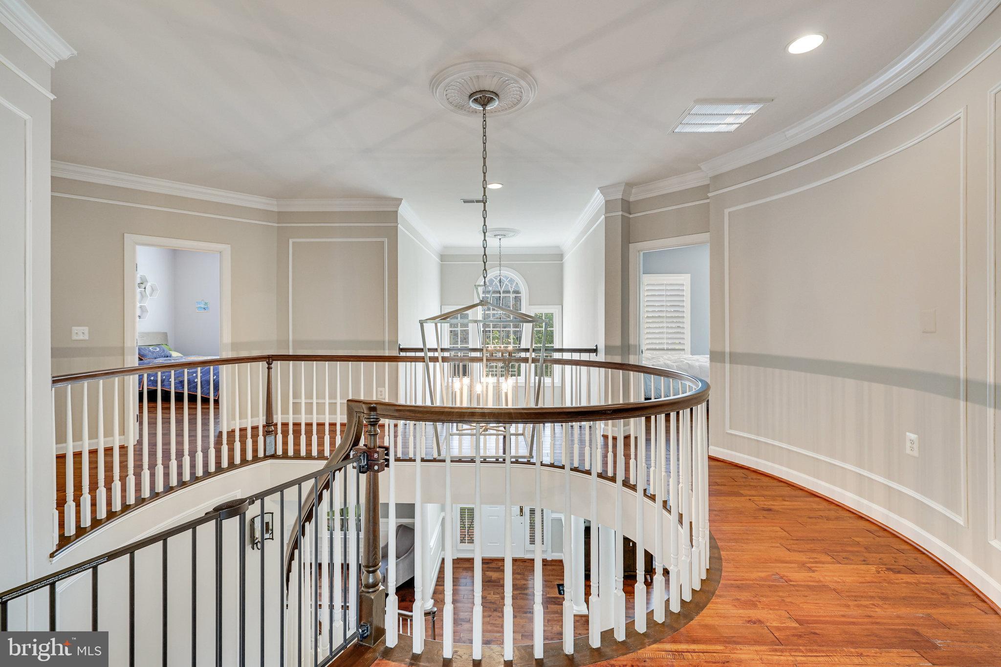 RIVER CREEK - Residential