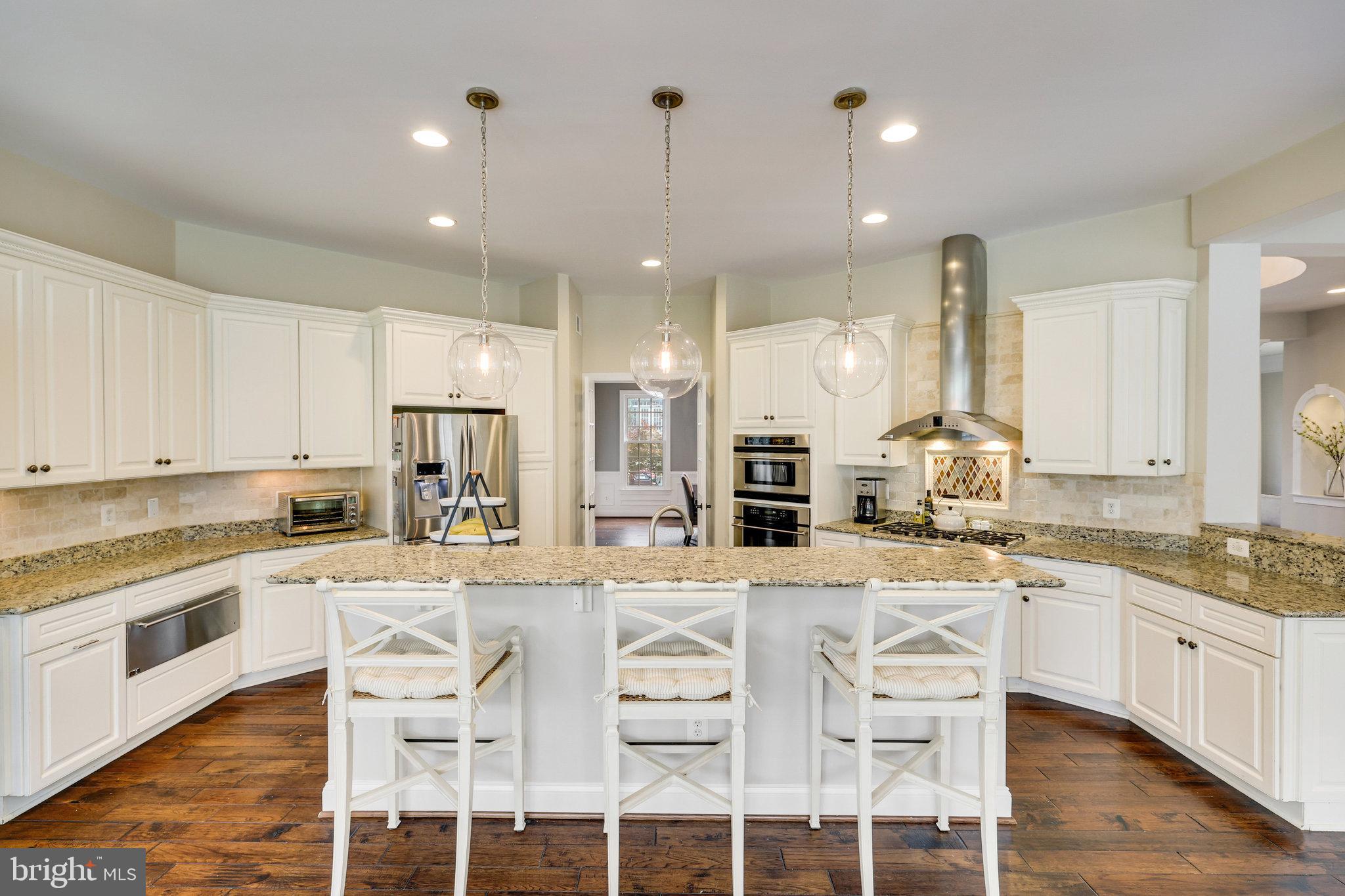 RIVER CREEK - Residential