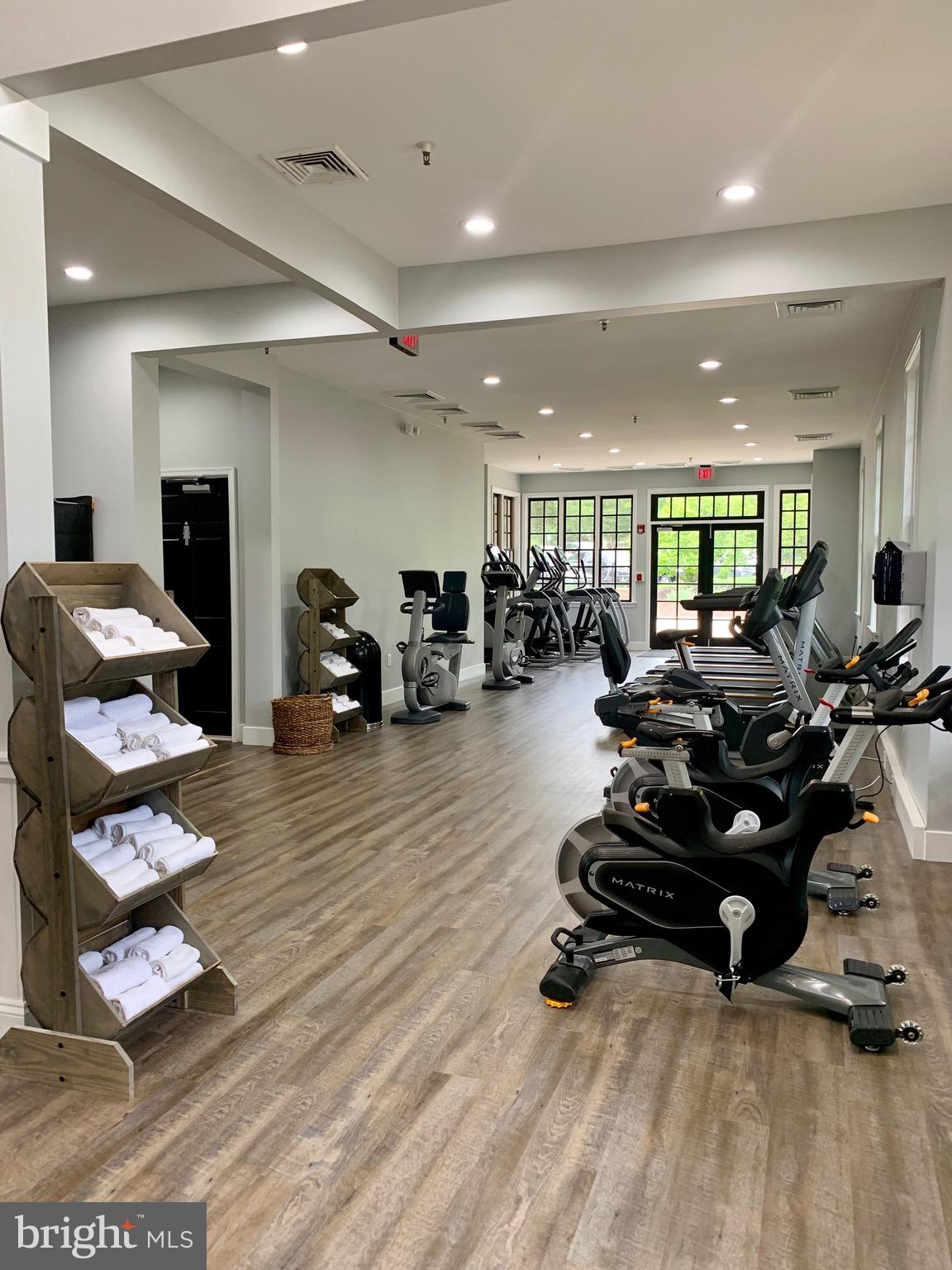 RIVER CREEK - Residential