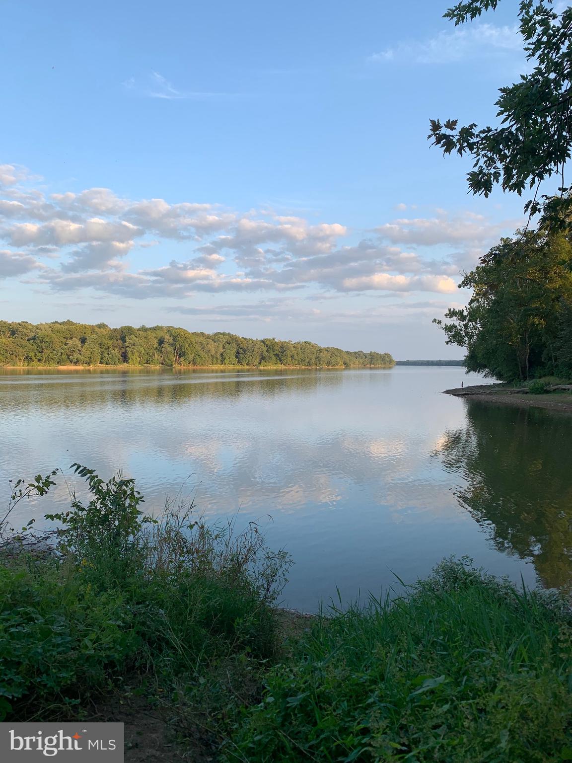 RIVER CREEK - Residential