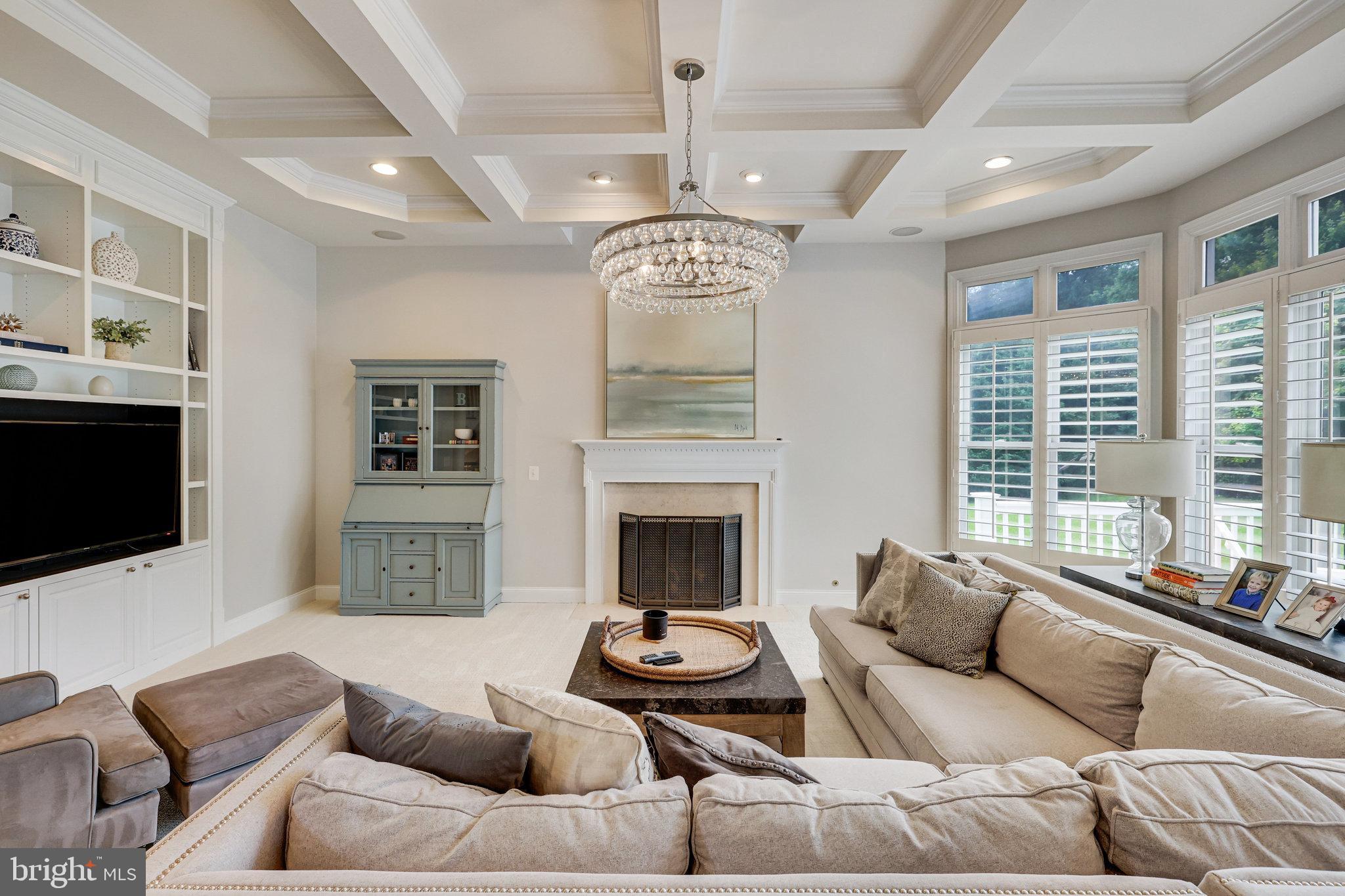 RIVER CREEK - Residential