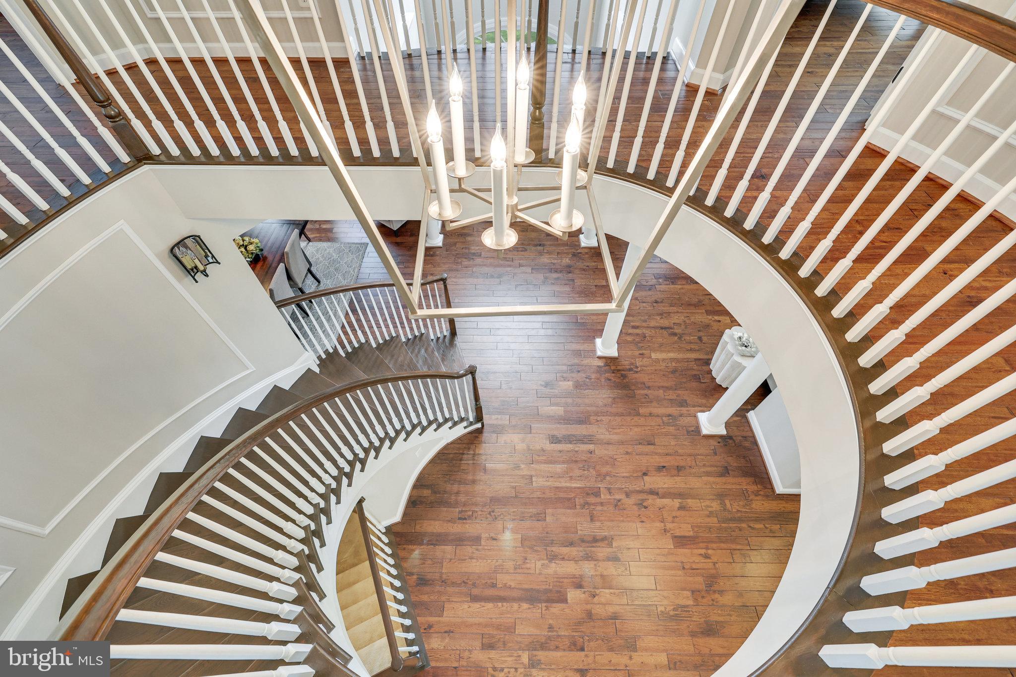 RIVER CREEK - Residential