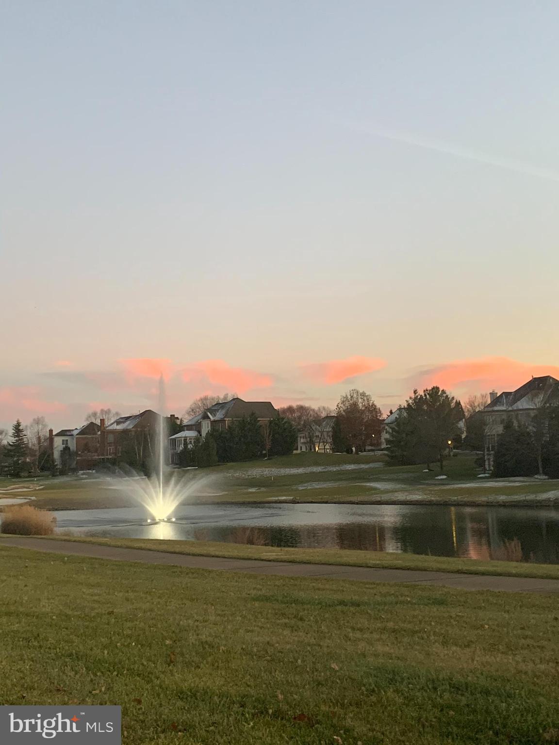 RIVER CREEK - Residential