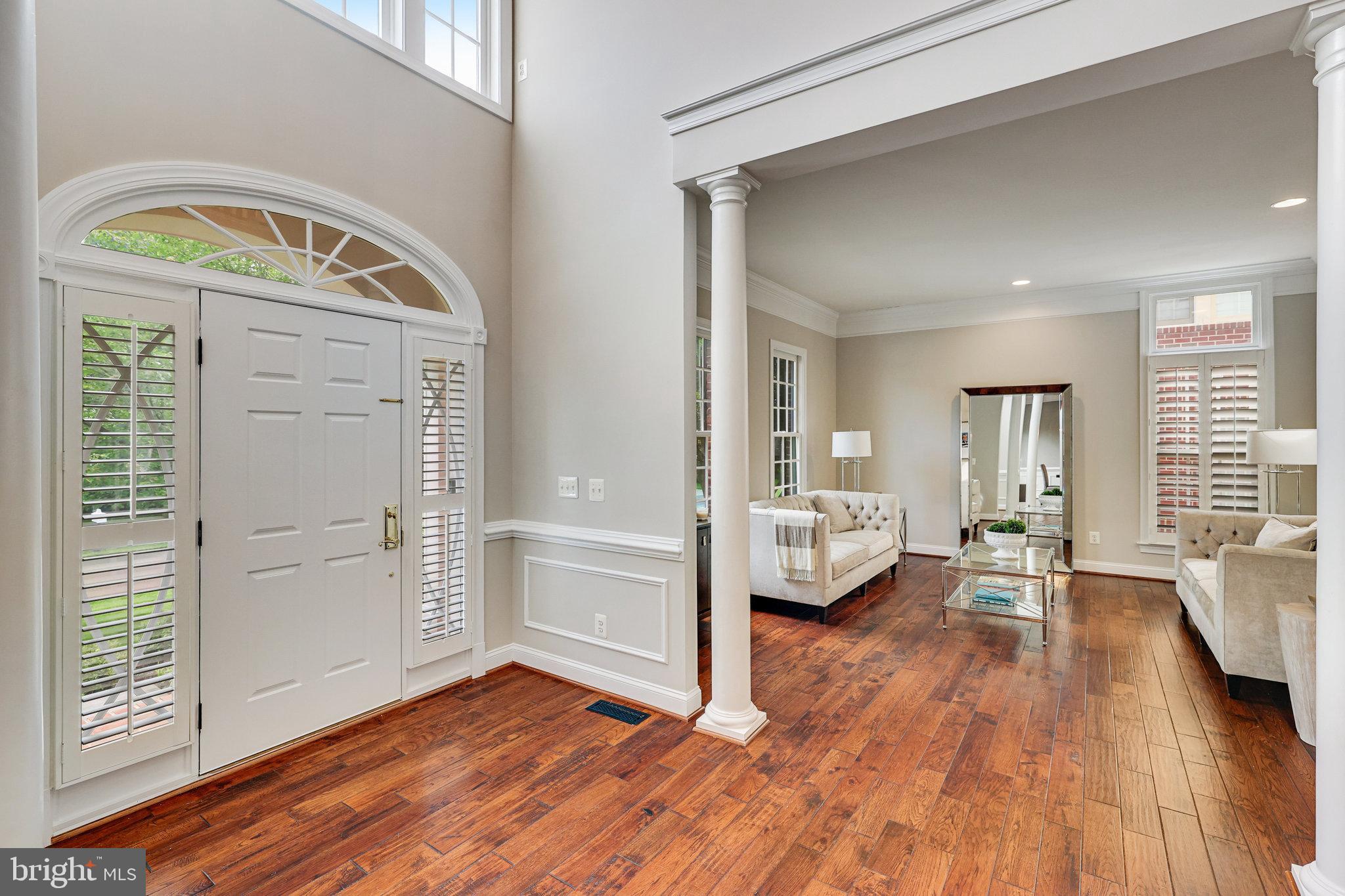 RIVER CREEK - Residential