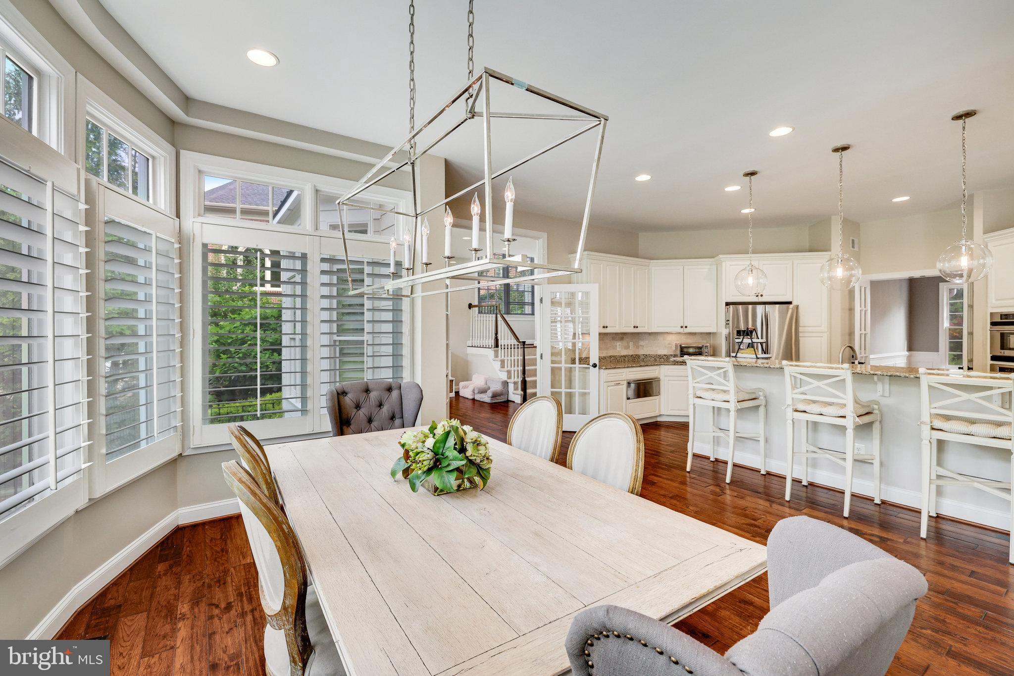 RIVER CREEK - Residential