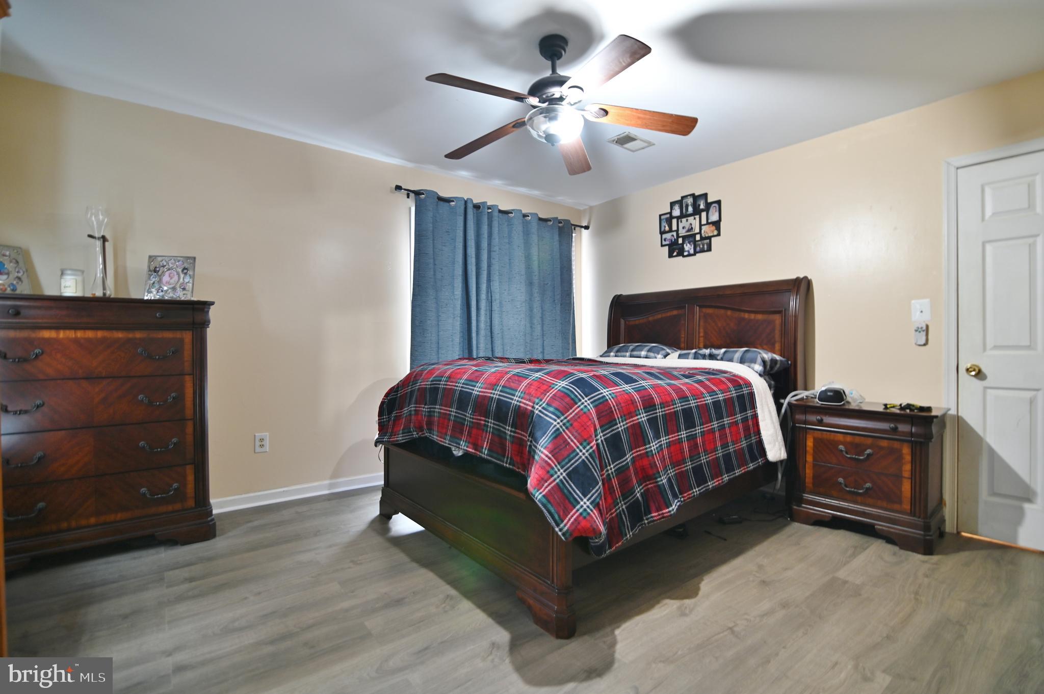 MANOR HILL ESTATES - Residential