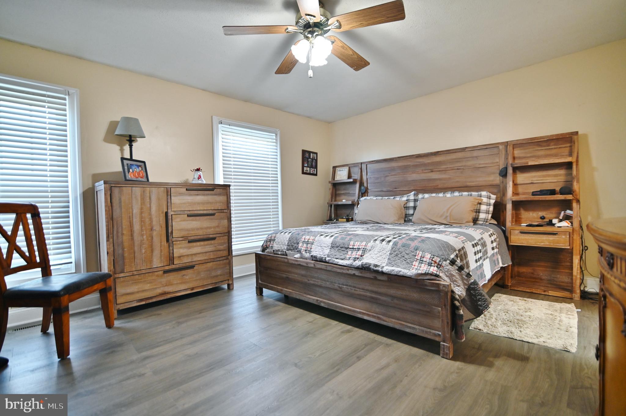 MANOR HILL ESTATES - Residential