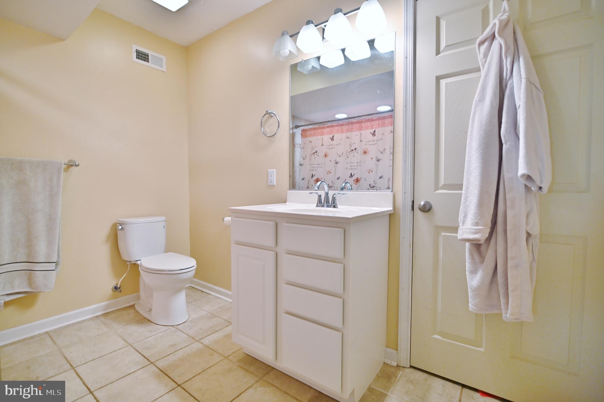 MANOR HILL ESTATES - Residential