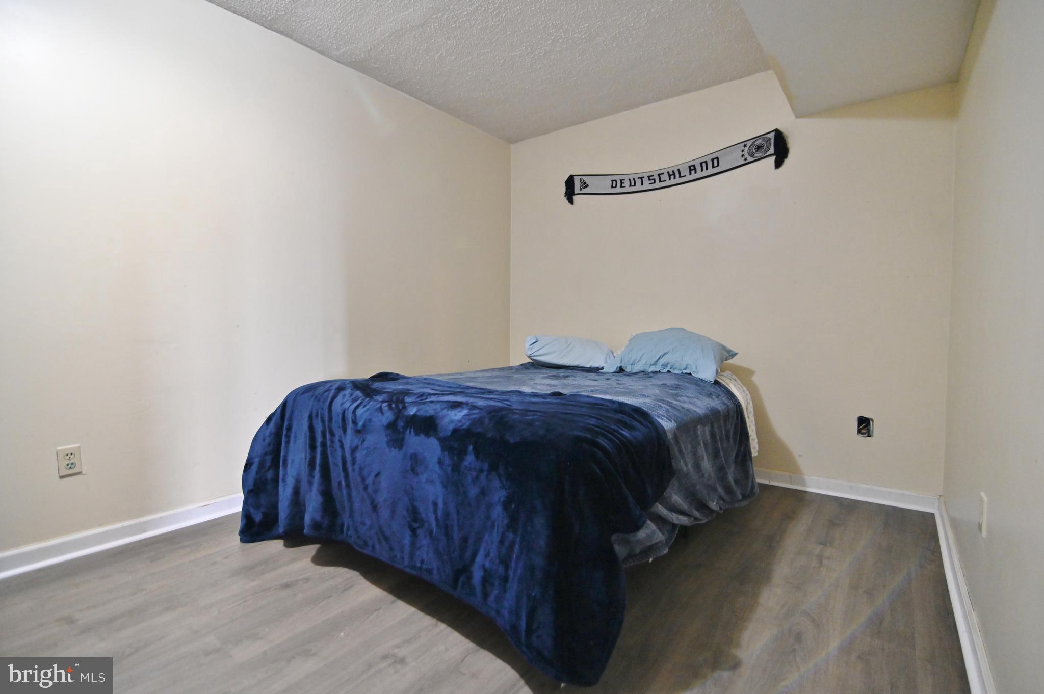 MANOR HILL ESTATES - Residential