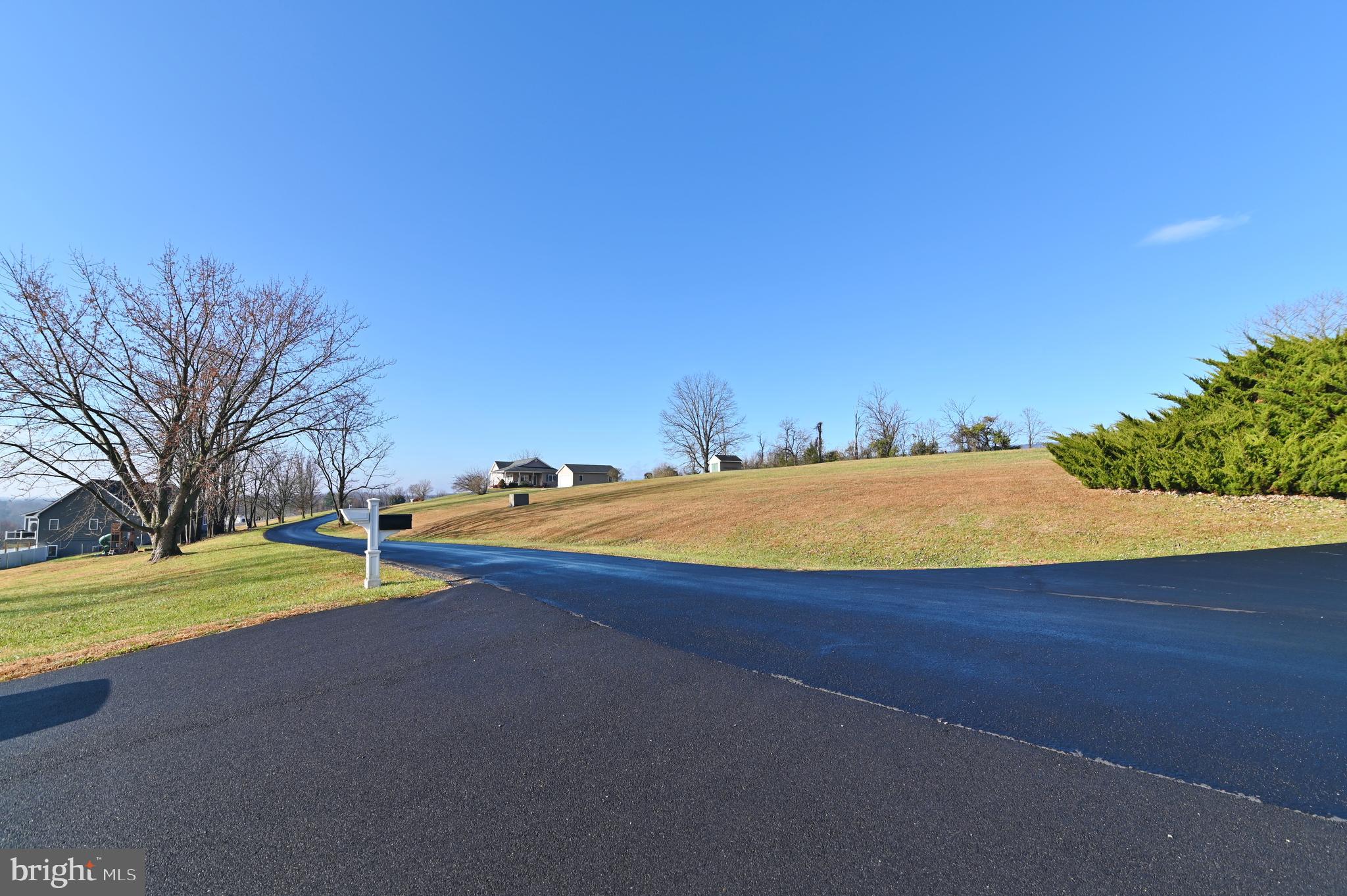 MANOR HILL ESTATES - Residential