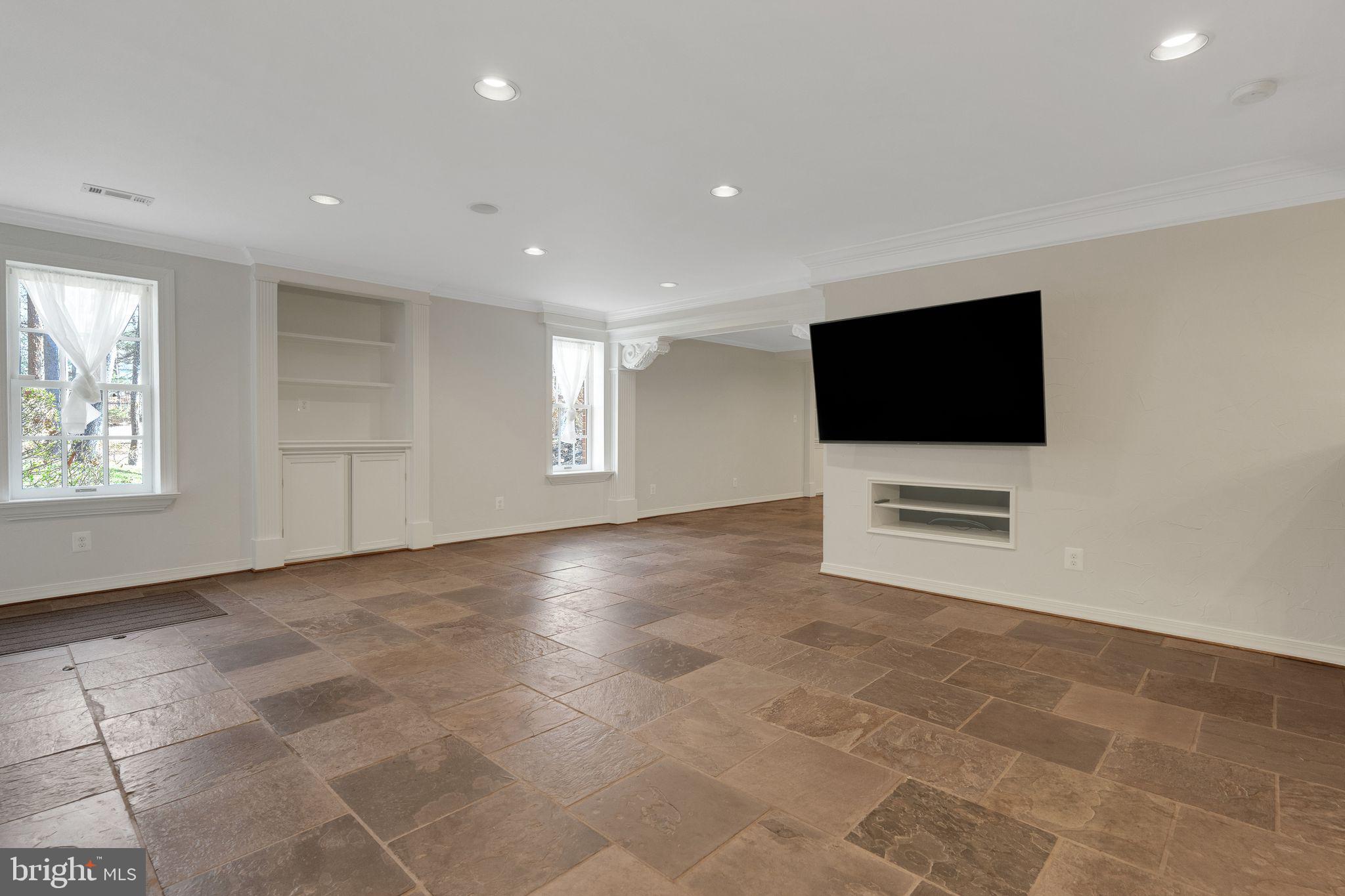 AVON PARK - Residential