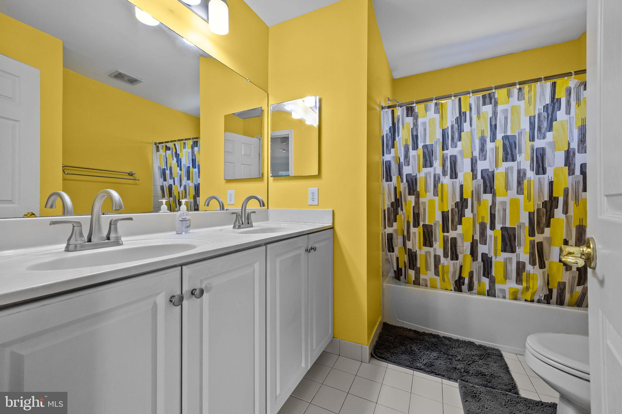 WILTSHIRE WALK - Residential