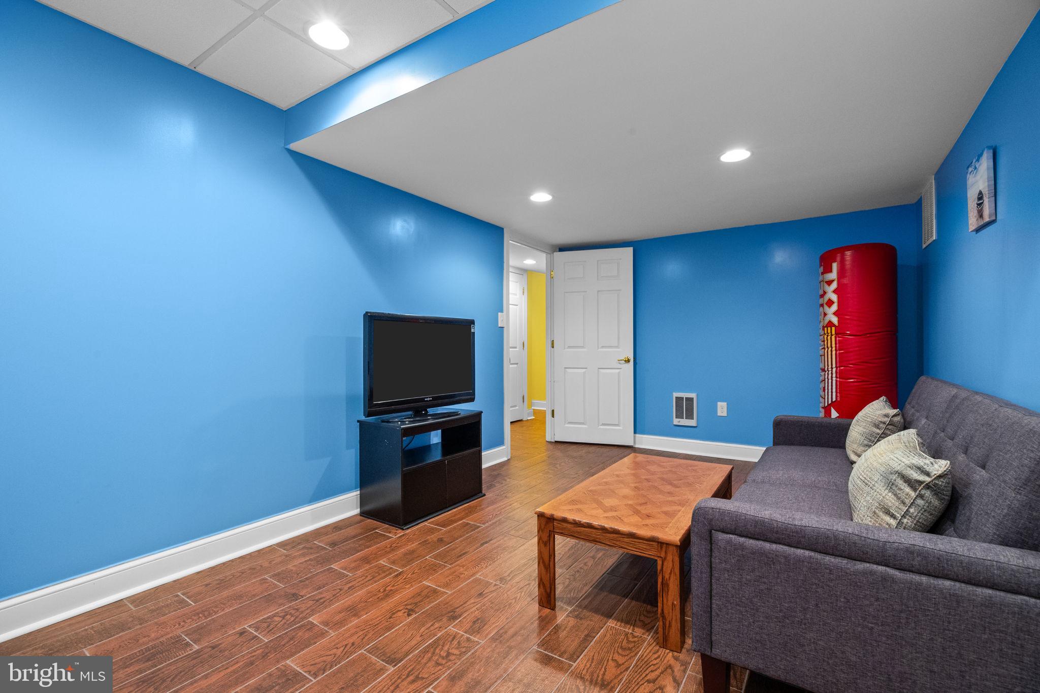 WILTSHIRE WALK - Residential