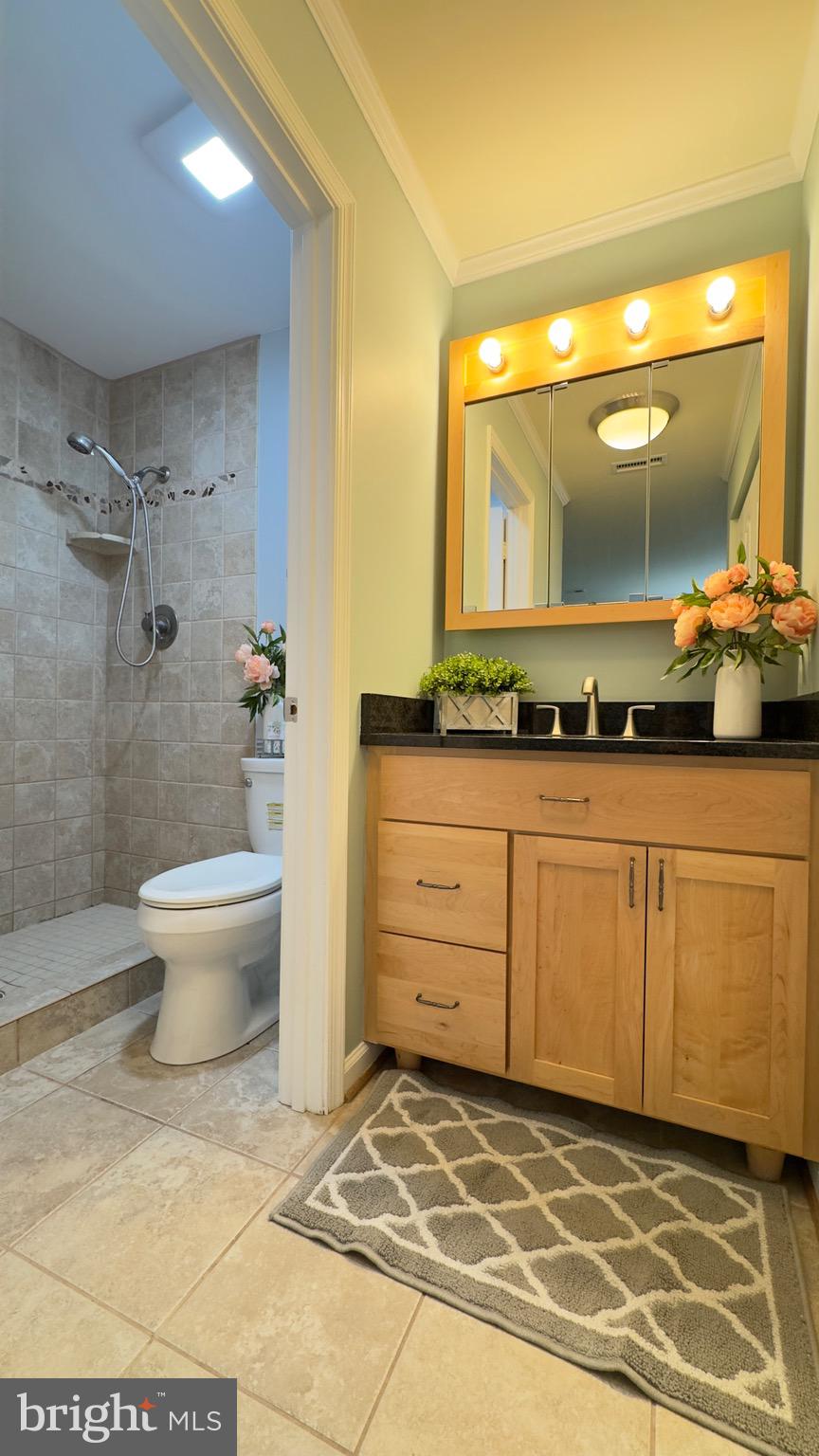 MONTGOMERY RUN - Residential