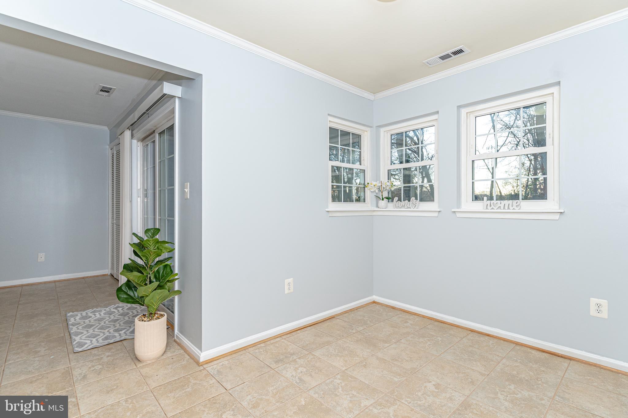 MONTGOMERY RUN - Residential