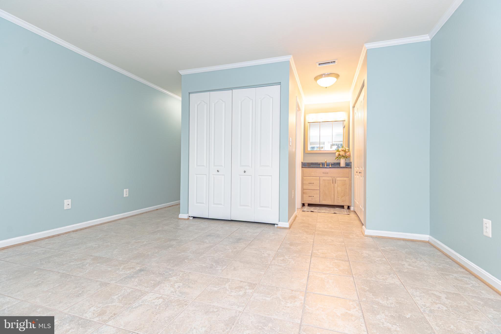 MONTGOMERY RUN - Residential