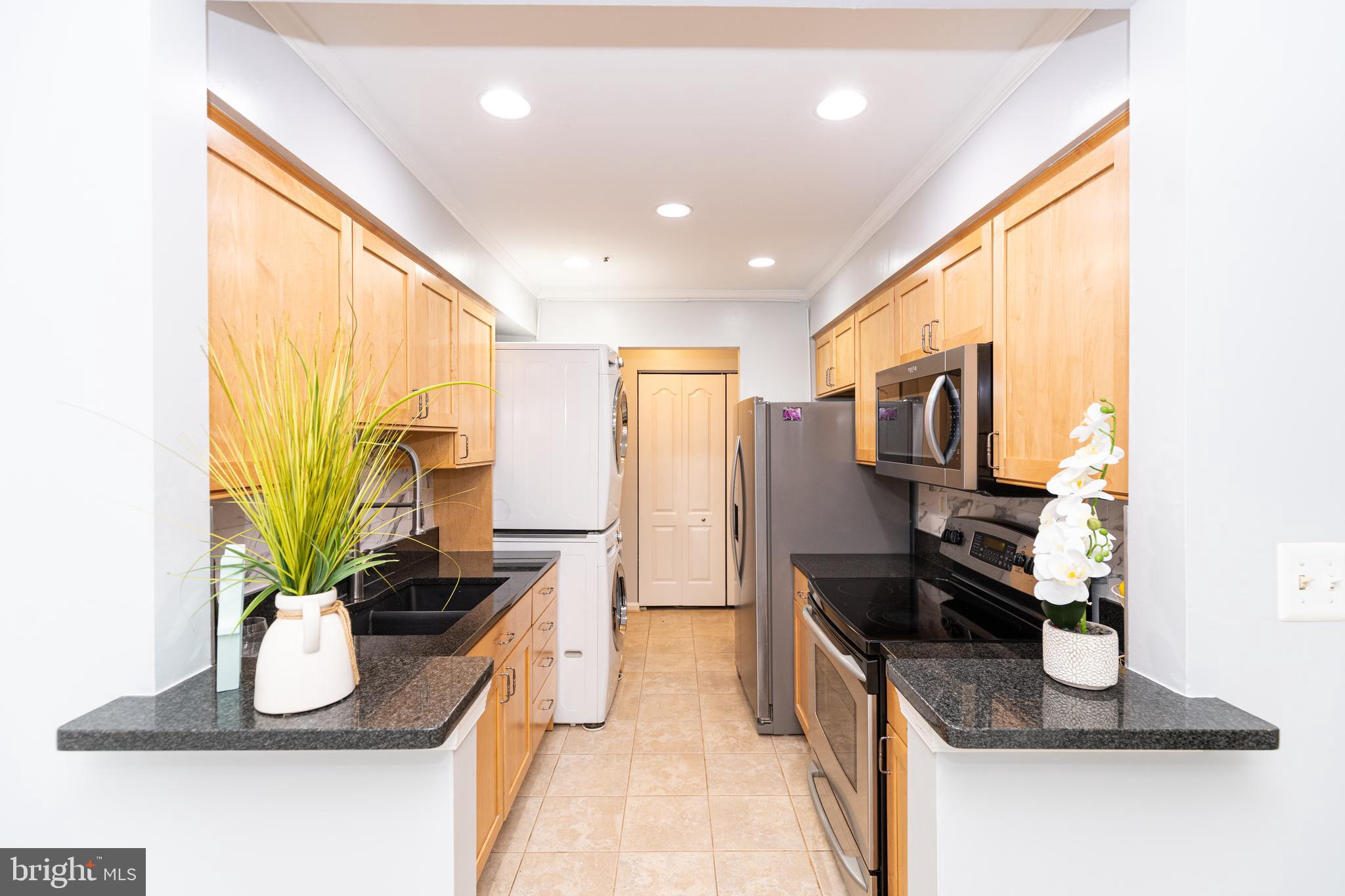 MONTGOMERY RUN - Residential