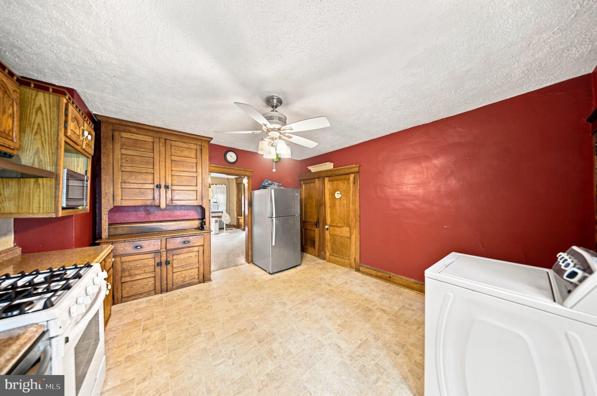 293 GLEN RIDDLE ROAD
