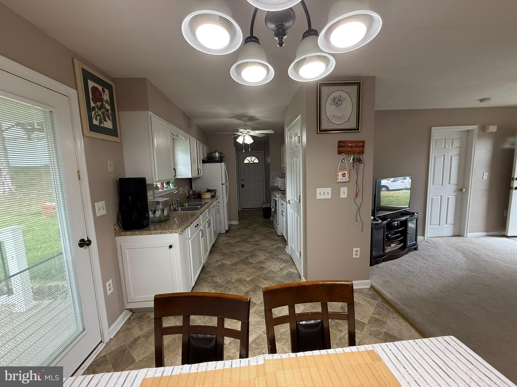 RIVERVIEW - Residential