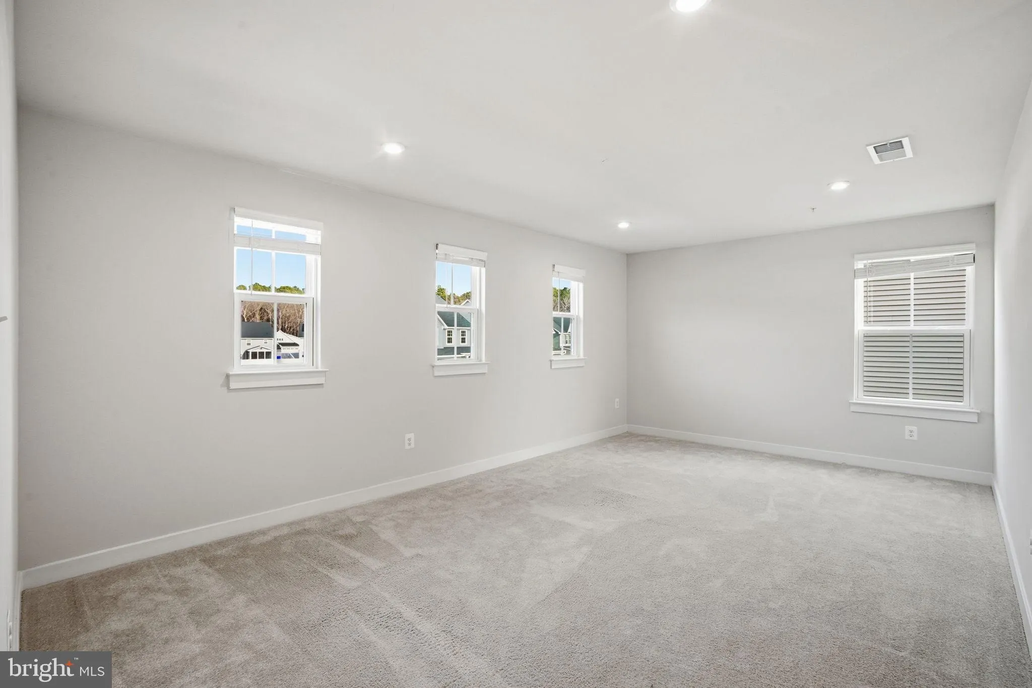 Grasonville, Maryland 21638, United States, 5 Bedrooms Bedrooms, ,3 BathroomsBathrooms,Residential,Active,255189