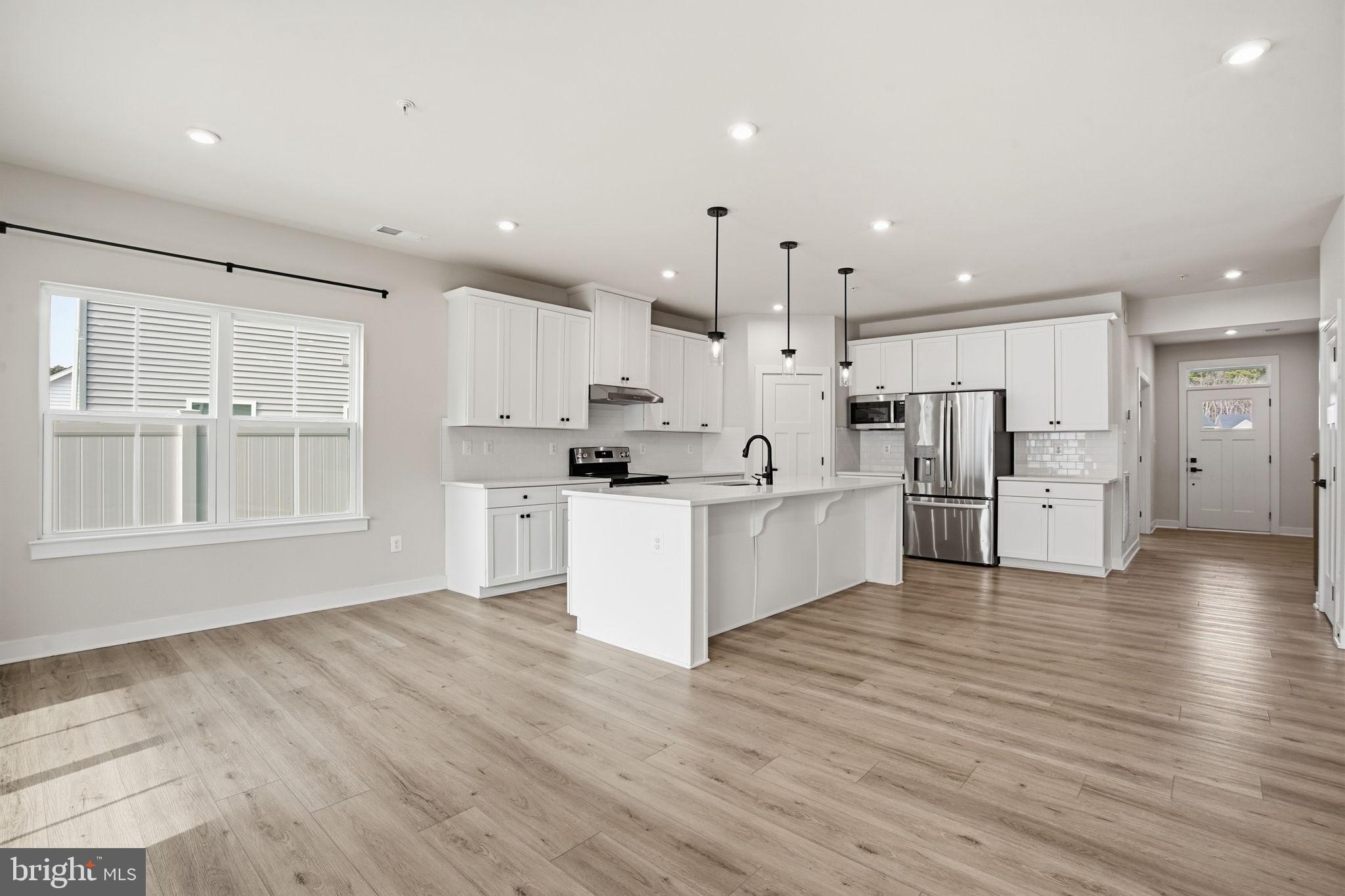 PERRY'S RETREAT - Residential