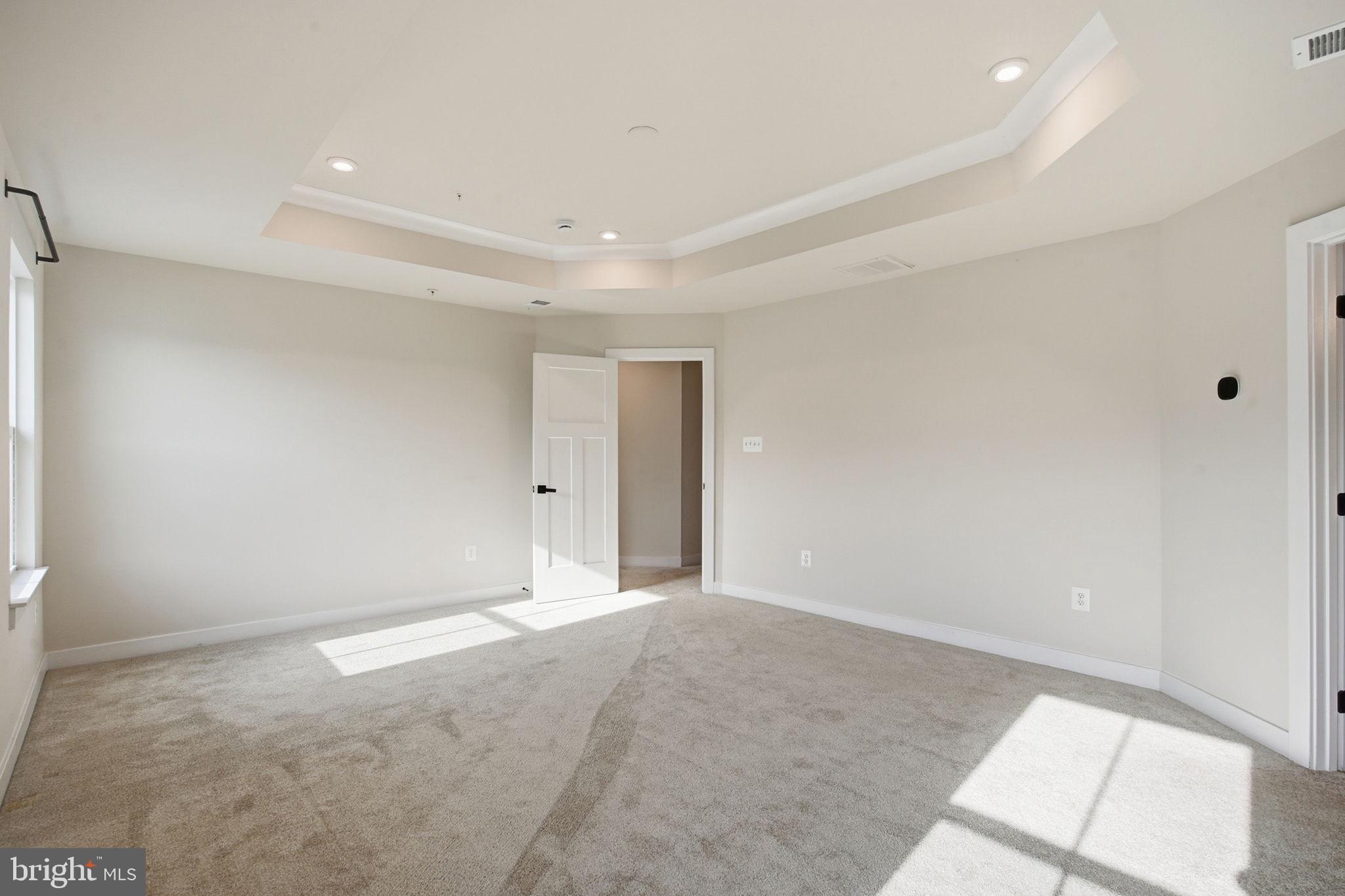 PERRY'S RETREAT - Residential