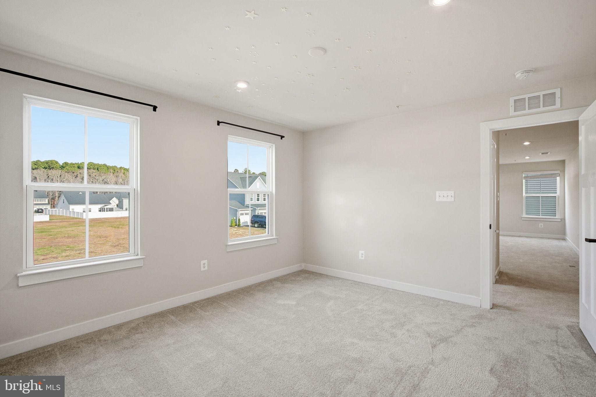 PERRY'S RETREAT - Residential