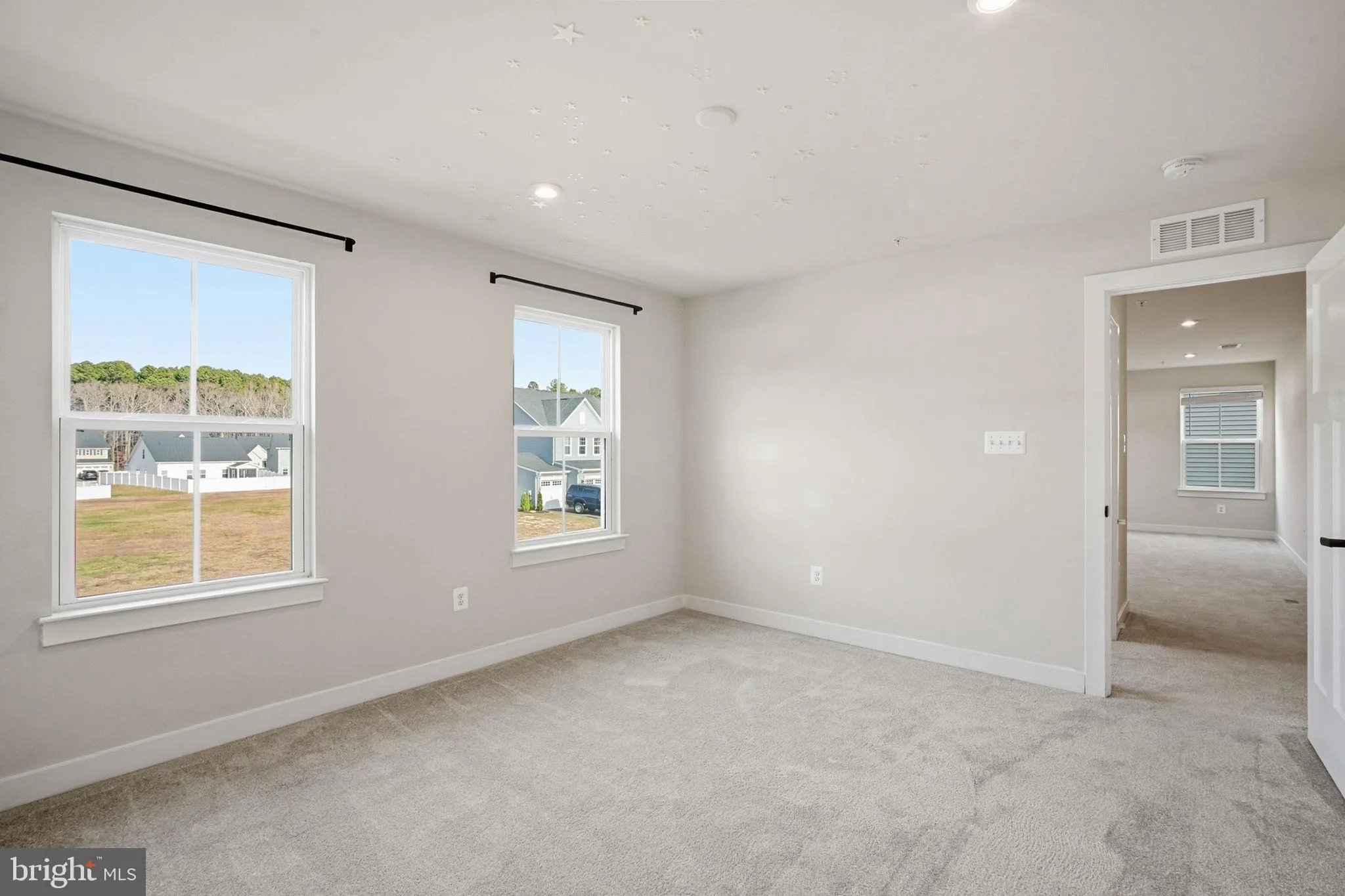 Grasonville, Maryland 21638, United States, 5 Bedrooms Bedrooms, ,3 BathroomsBathrooms,Residential,Active,255189