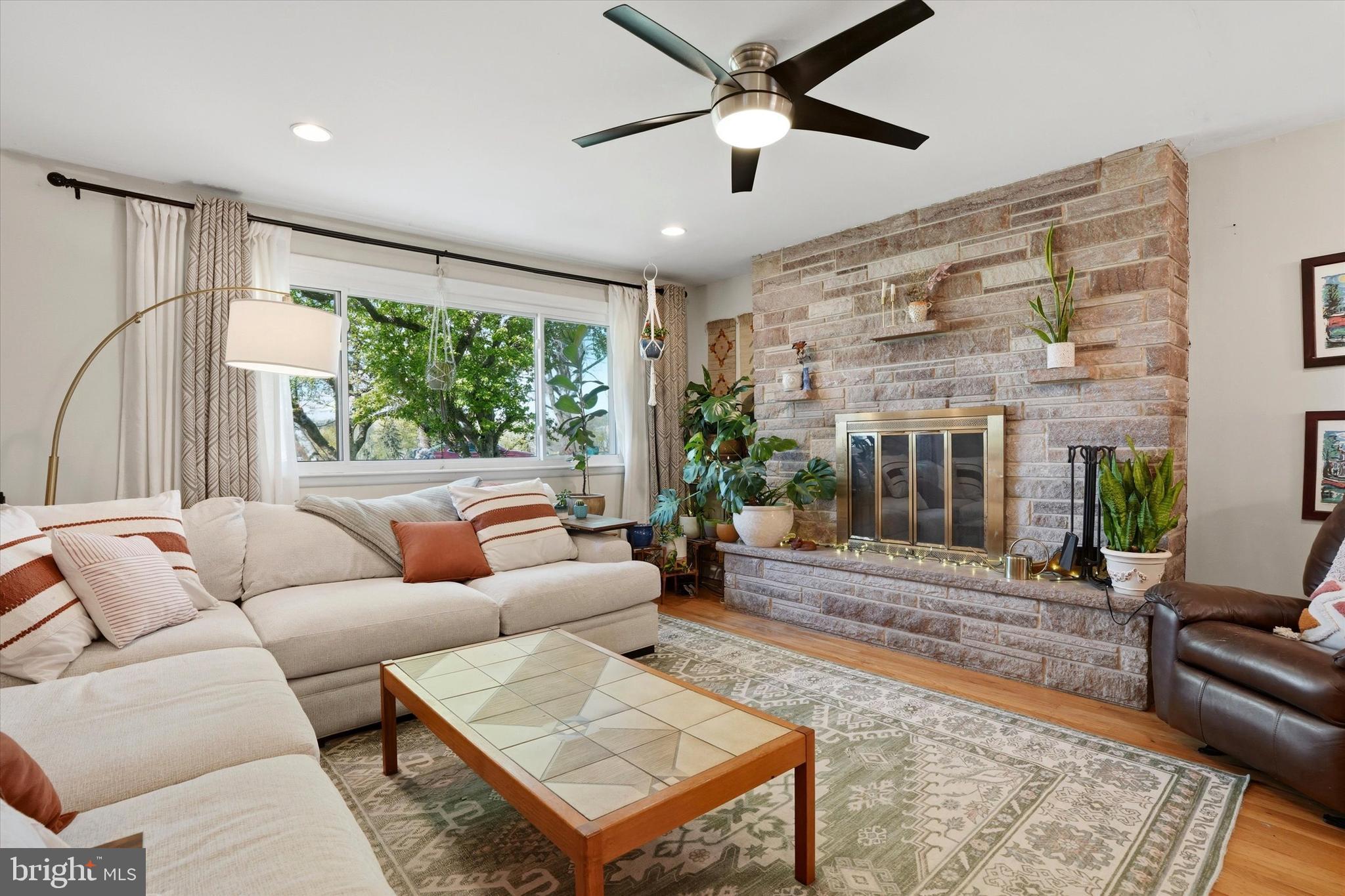 CHELTENHAM - Residential