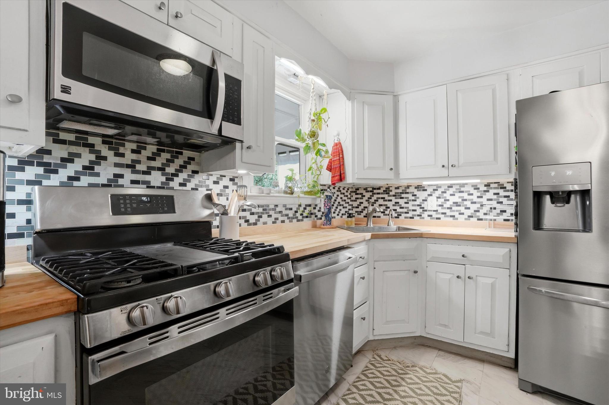 CHELTENHAM - Residential