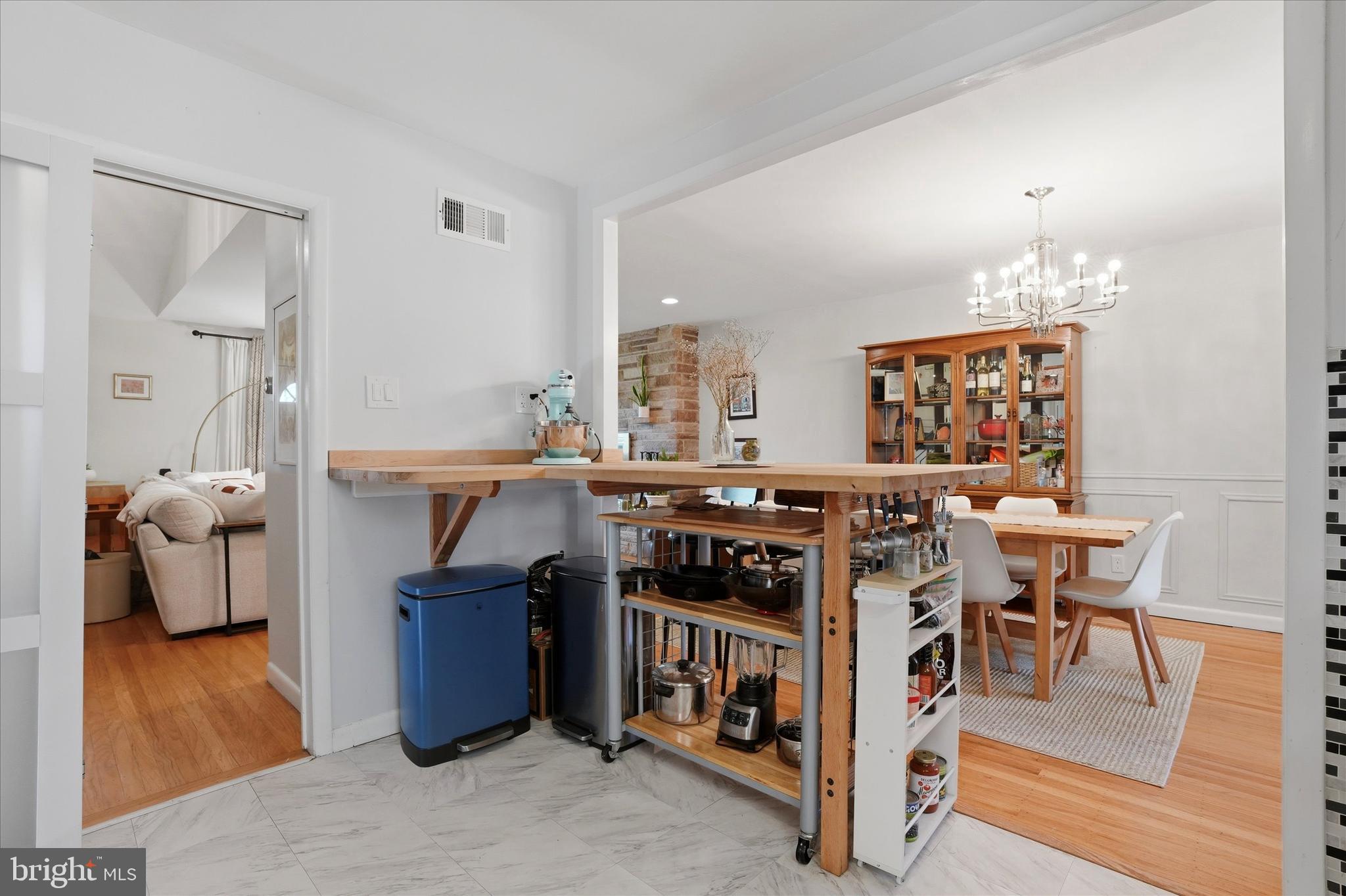 CHELTENHAM - Residential