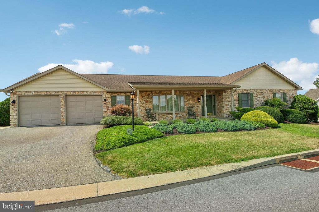 Photo of 216 Fite Way, Quarryville, PA 17566 (MLS # PALA2054404)