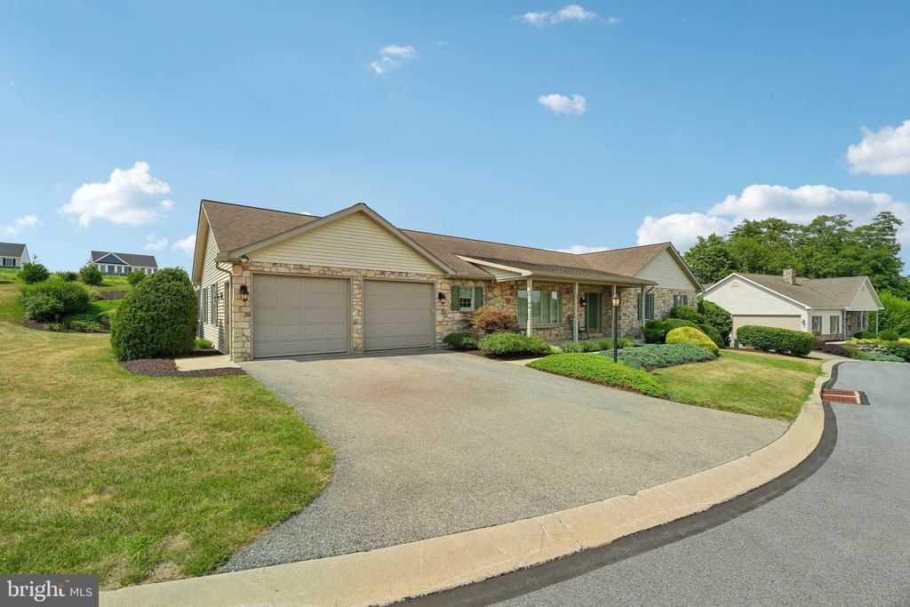 Photo of 216 Fite Way, Quarryville, PA 17566 (MLS # PALA2054404)