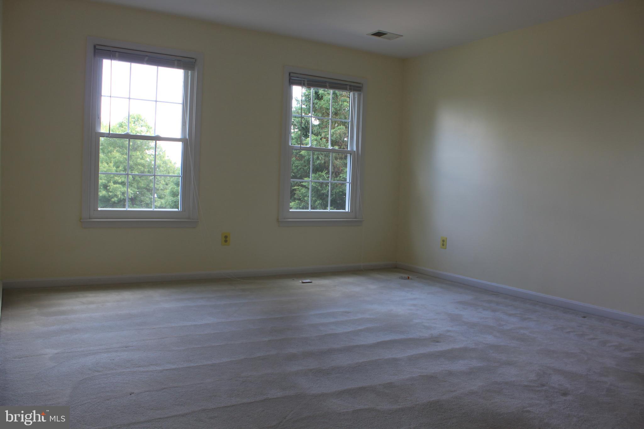 POLO FIELDS - Residential Lease