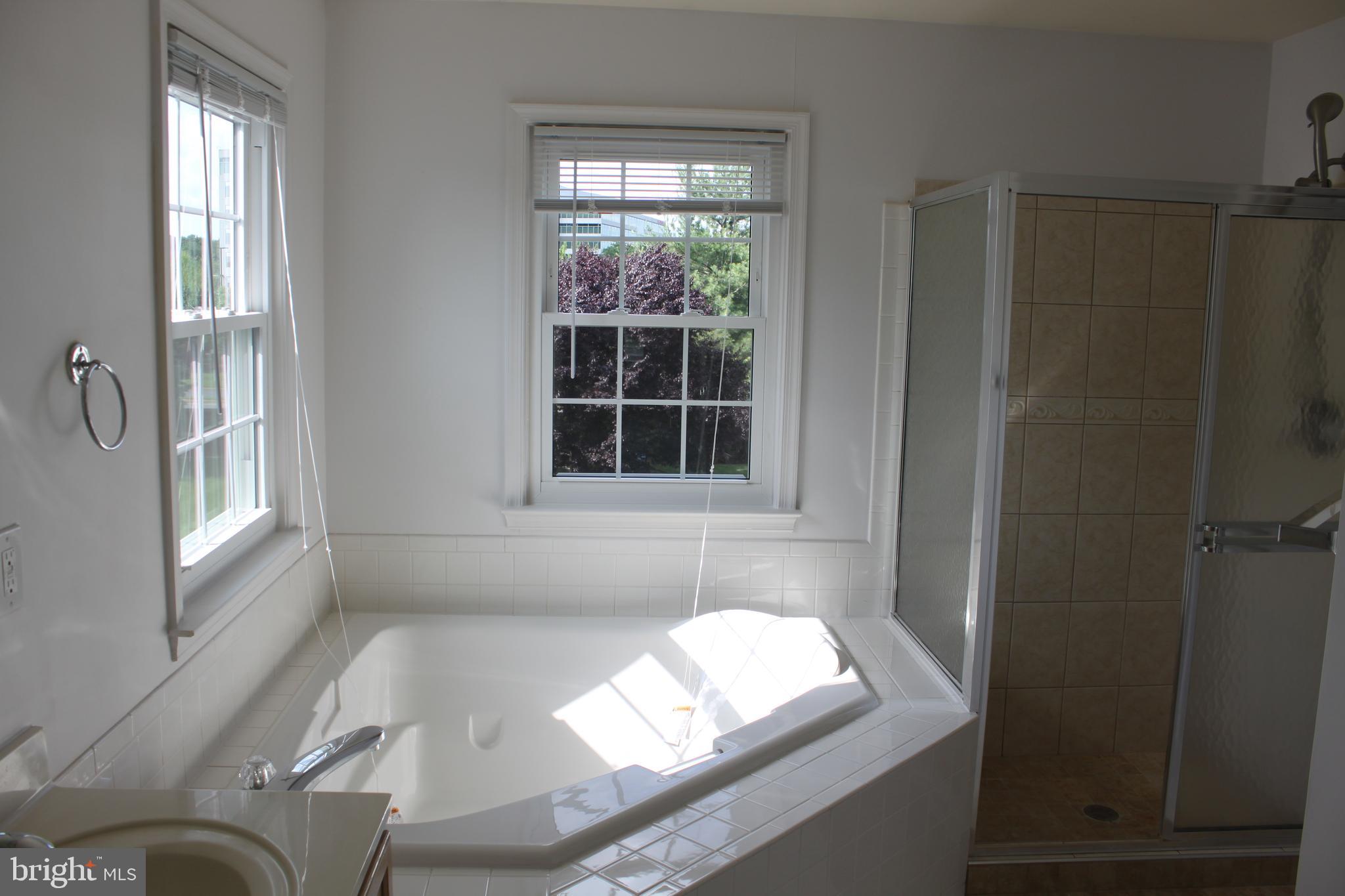 POLO FIELDS - Residential Lease