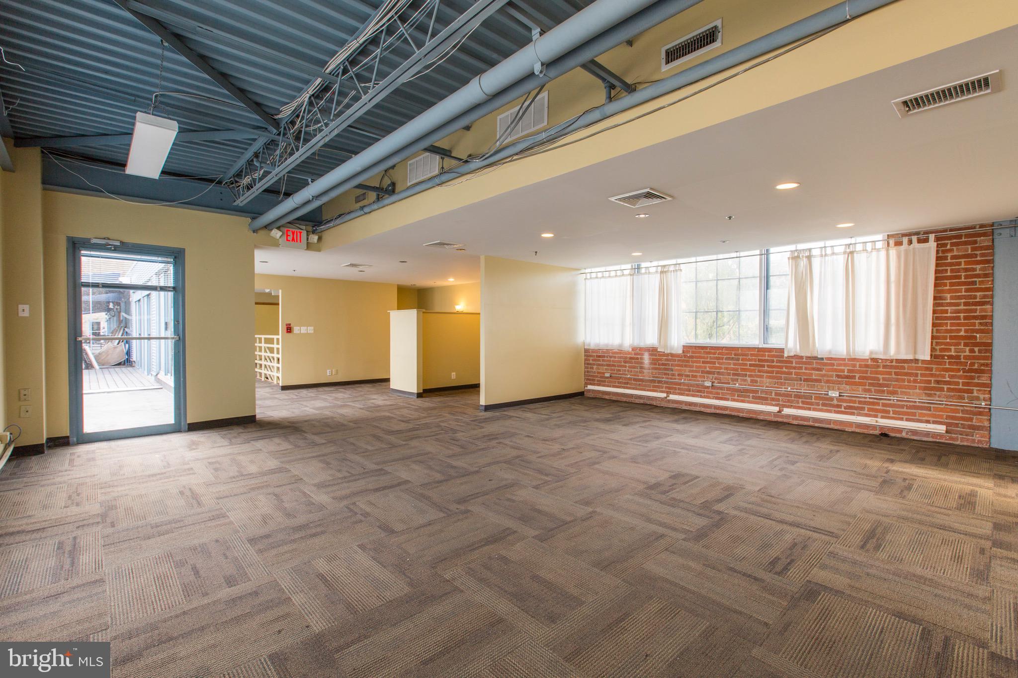 2nd Floor Retail/Office Space Available: 4,000 SF.​ Frontage: 70’ on Delaware Ave.​ Easy access to public transportation, Center City, I-95, I-676, and the Ben Franklin Bridge.​ Walk-out balcony overlooking the Marina.​ Located along the Delaware River Front, a boulevard lined with parks, venues, restaurants, and museums.​ An estimate of 2 million visitors per year at the Delware River Front (Source: Delware River Waterfront Corporation).​