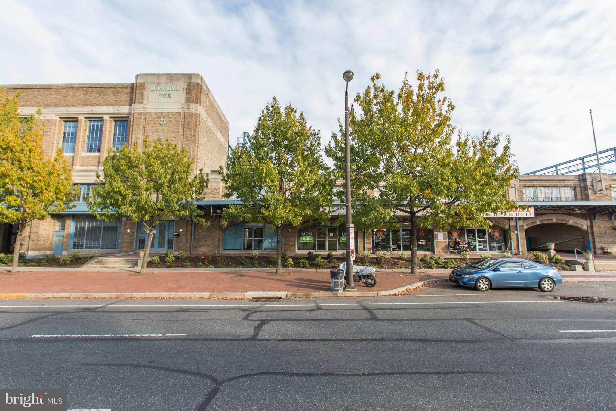 PENN'S LANDING - Commercial Lease