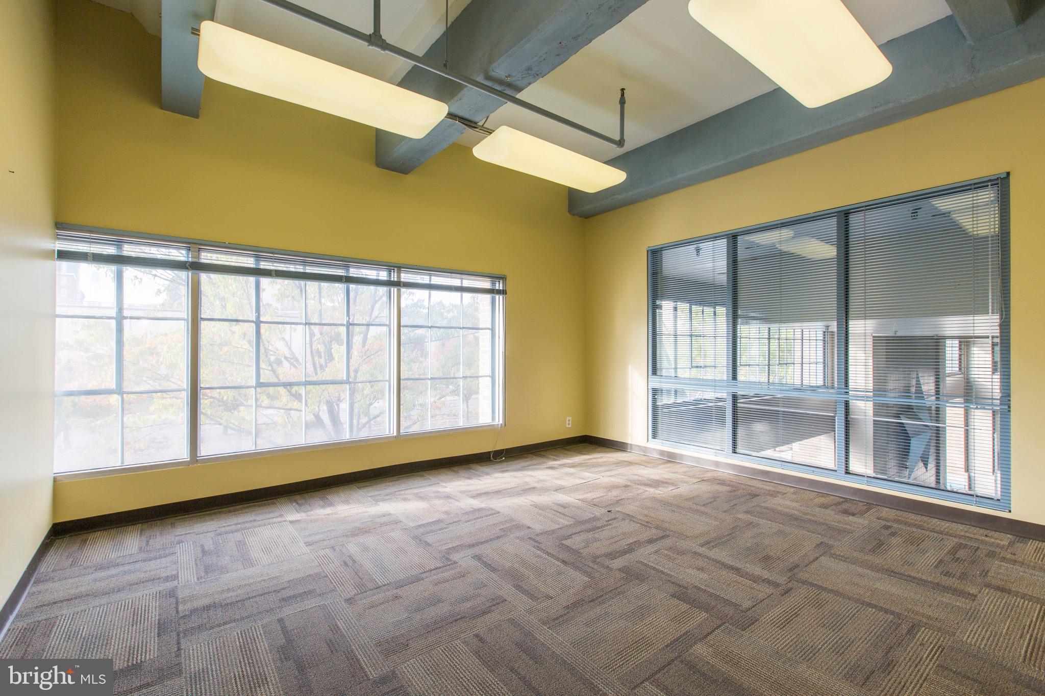 PENN'S LANDING - Commercial Lease