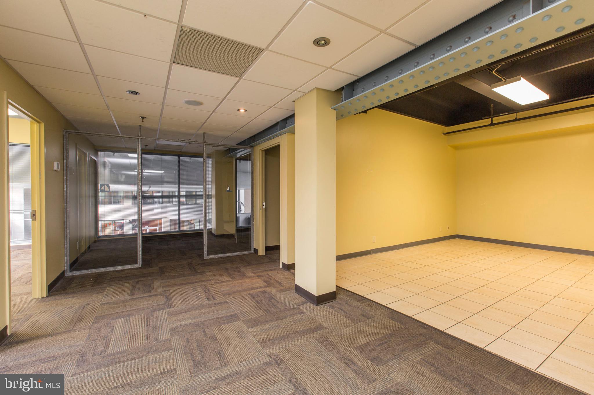 PENN'S LANDING - Commercial Lease