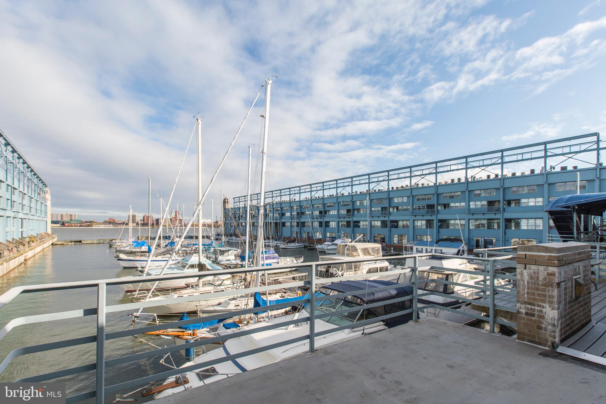 PENN'S LANDING - Commercial Lease