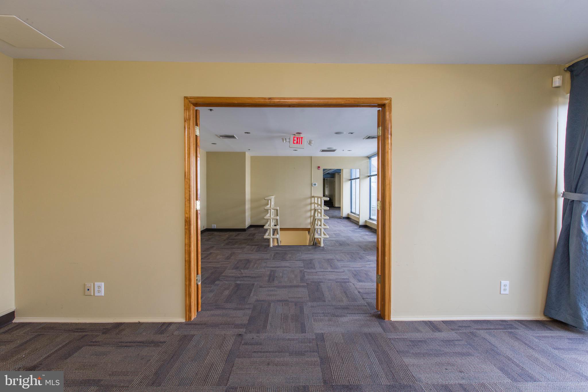 PENN'S LANDING - Commercial Lease