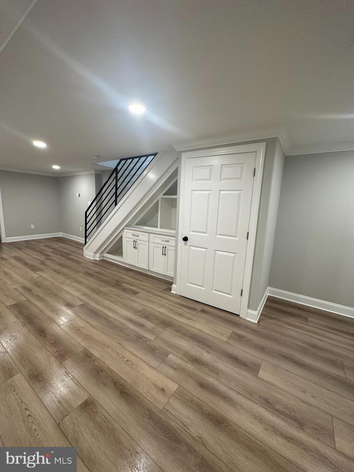 EAST OAK LANE - Residential Lease