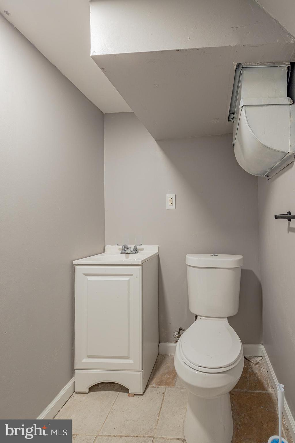 EAST COLUMBIA - Residential