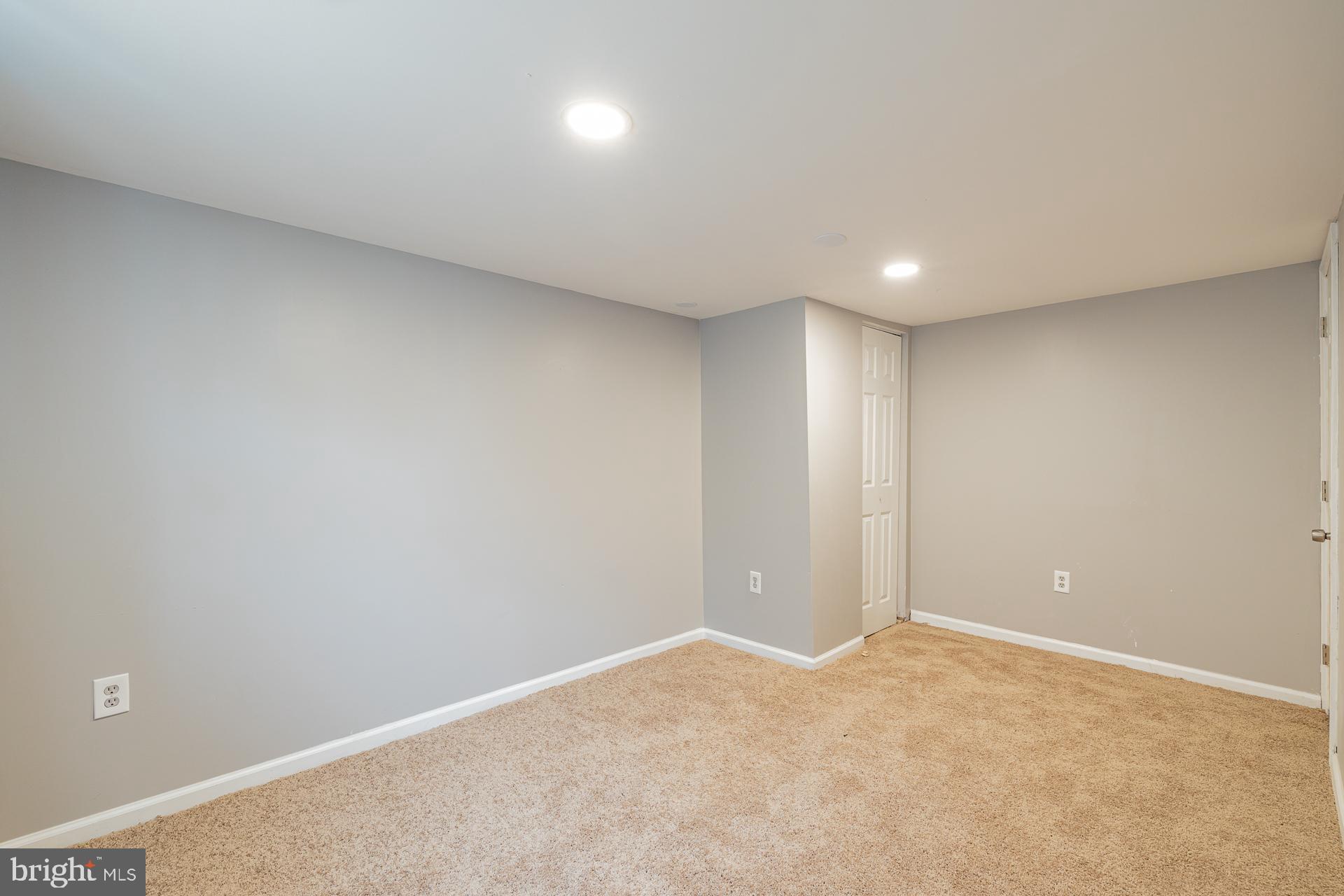 EAST COLUMBIA - Residential