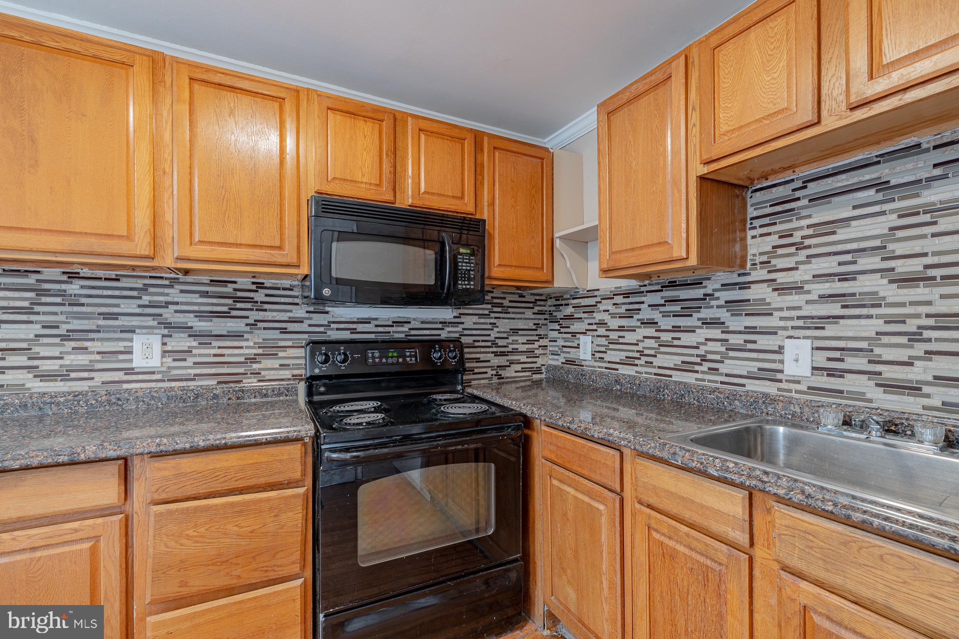 EAST COLUMBIA - Residential